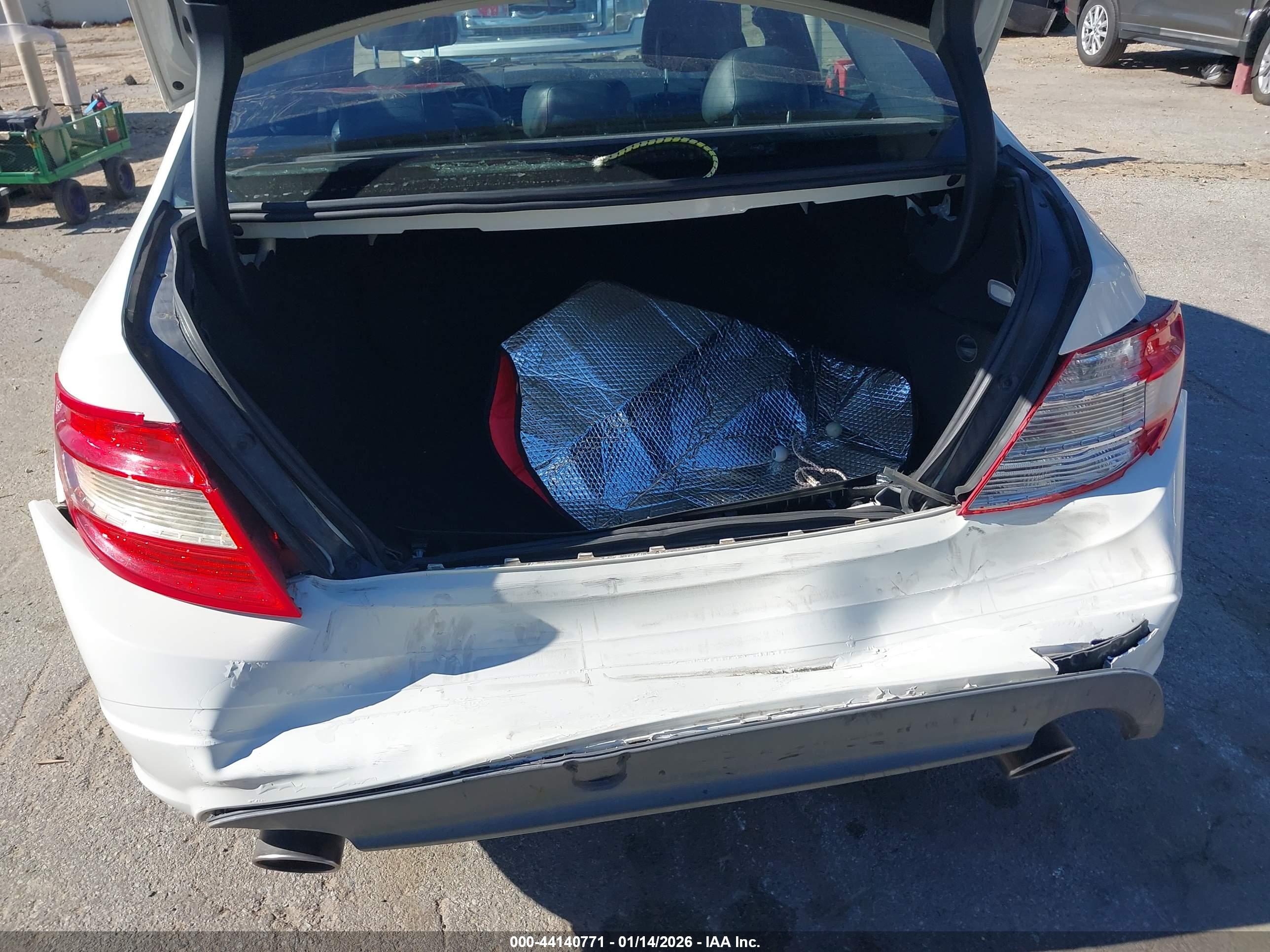MERCEDES-BENZ C image 6