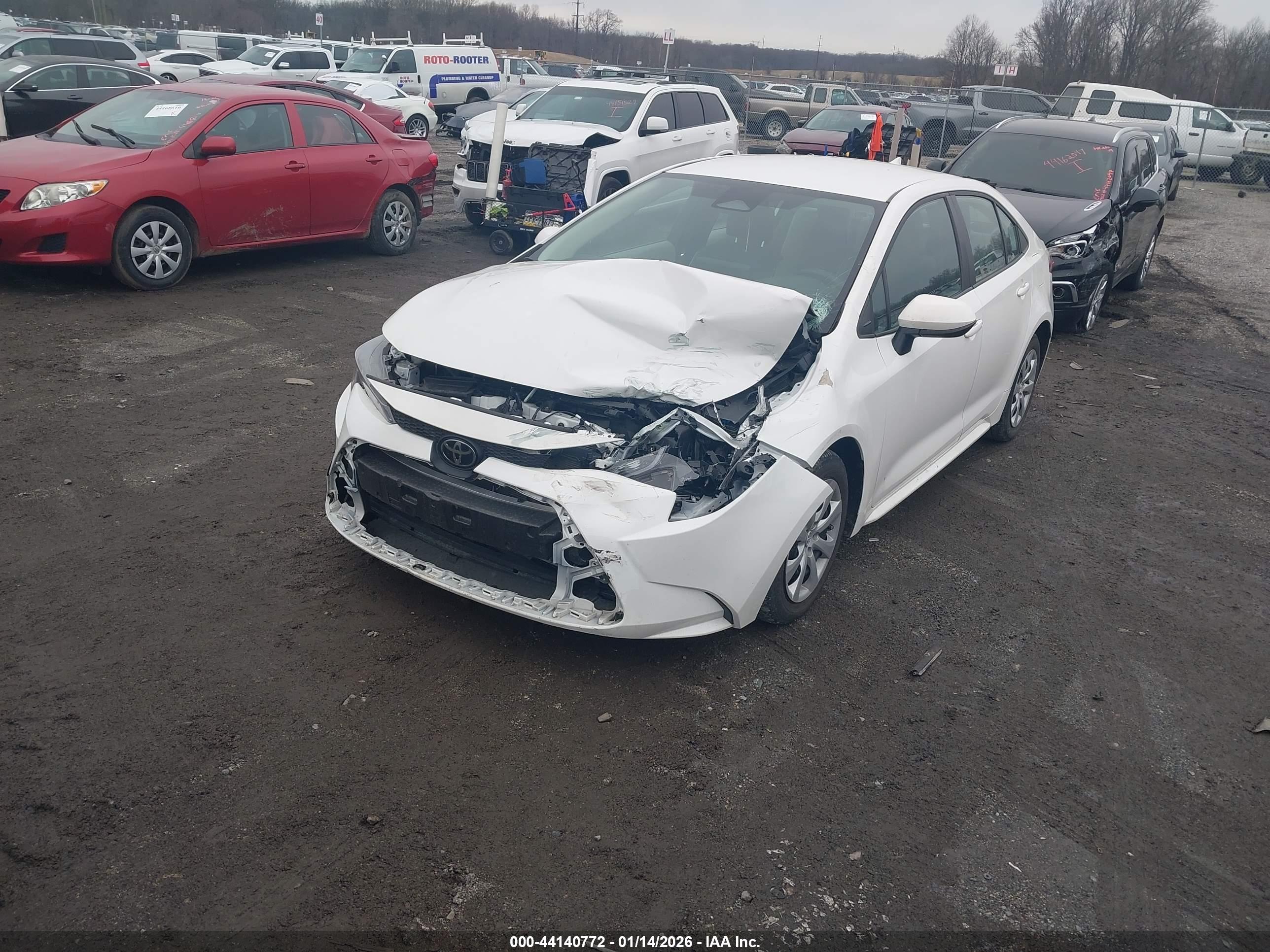 TOYOTA COROLLA image 2