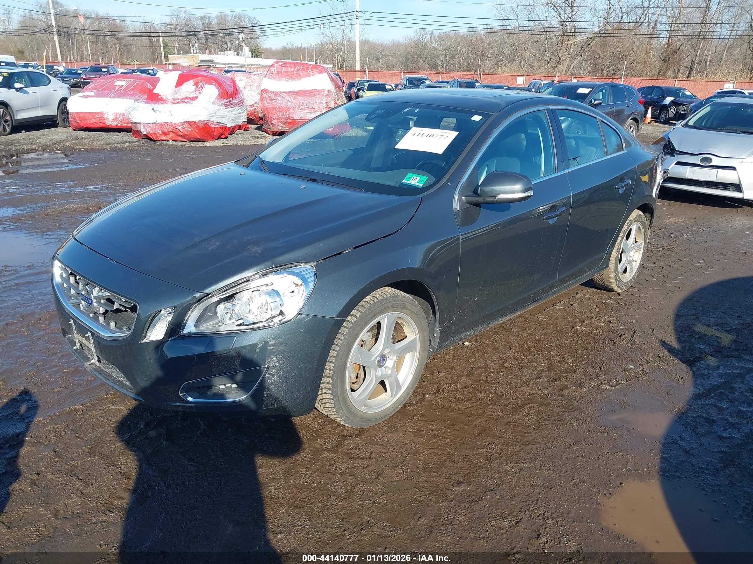 VOLVO S60 image 6