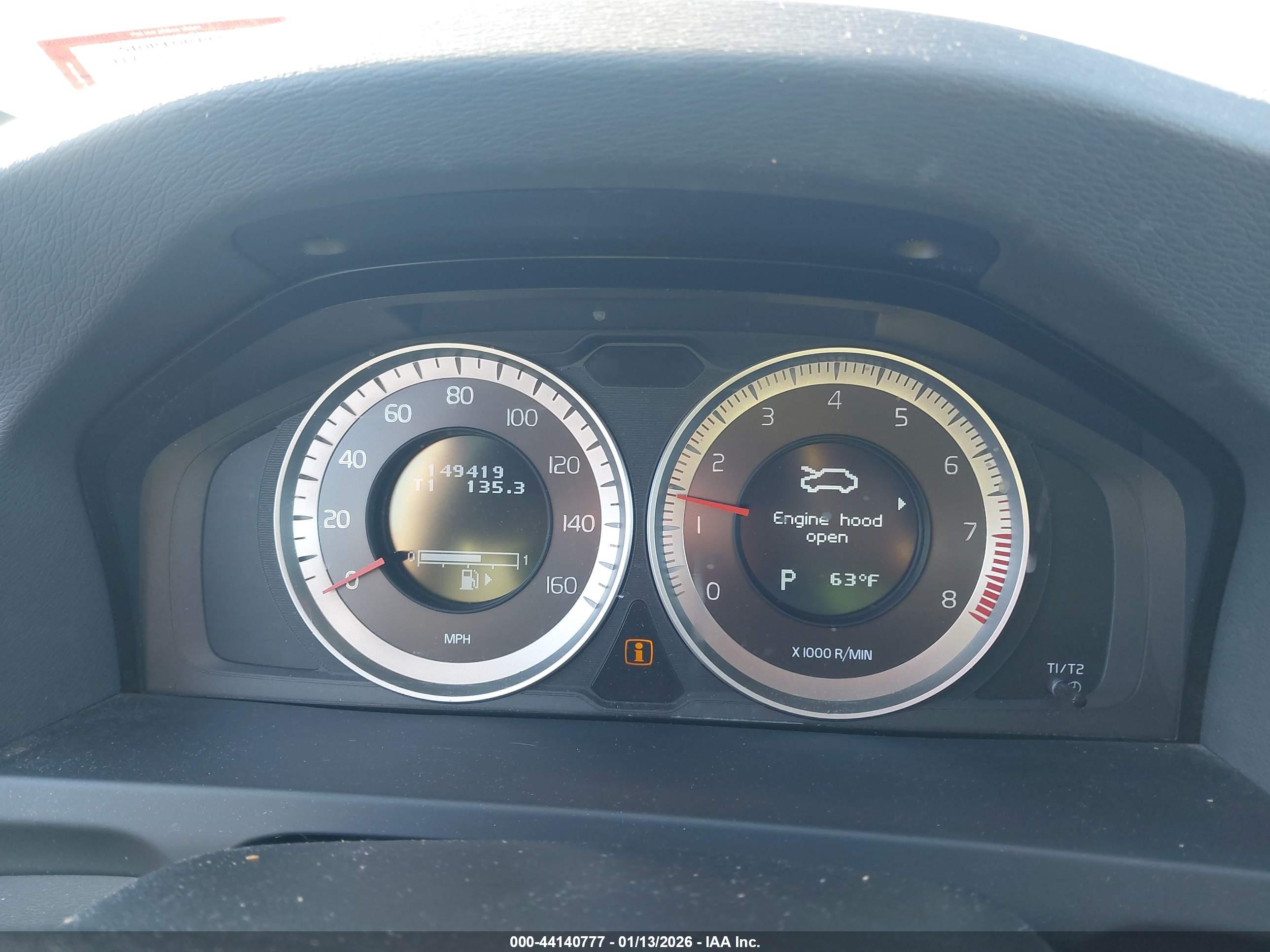 VOLVO S60 image 7