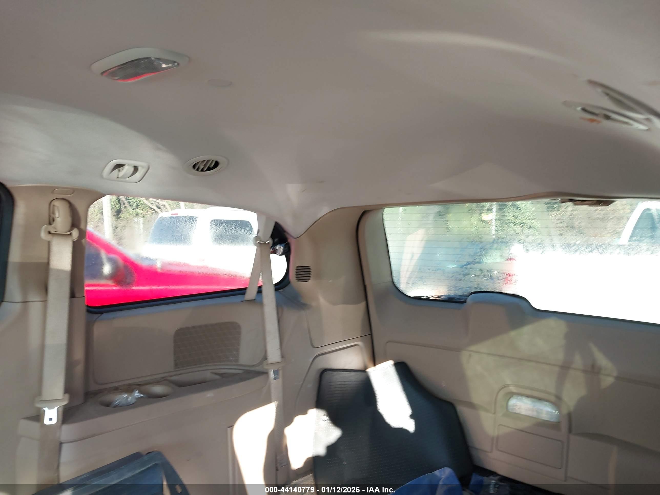 DODGE GRAND image 8