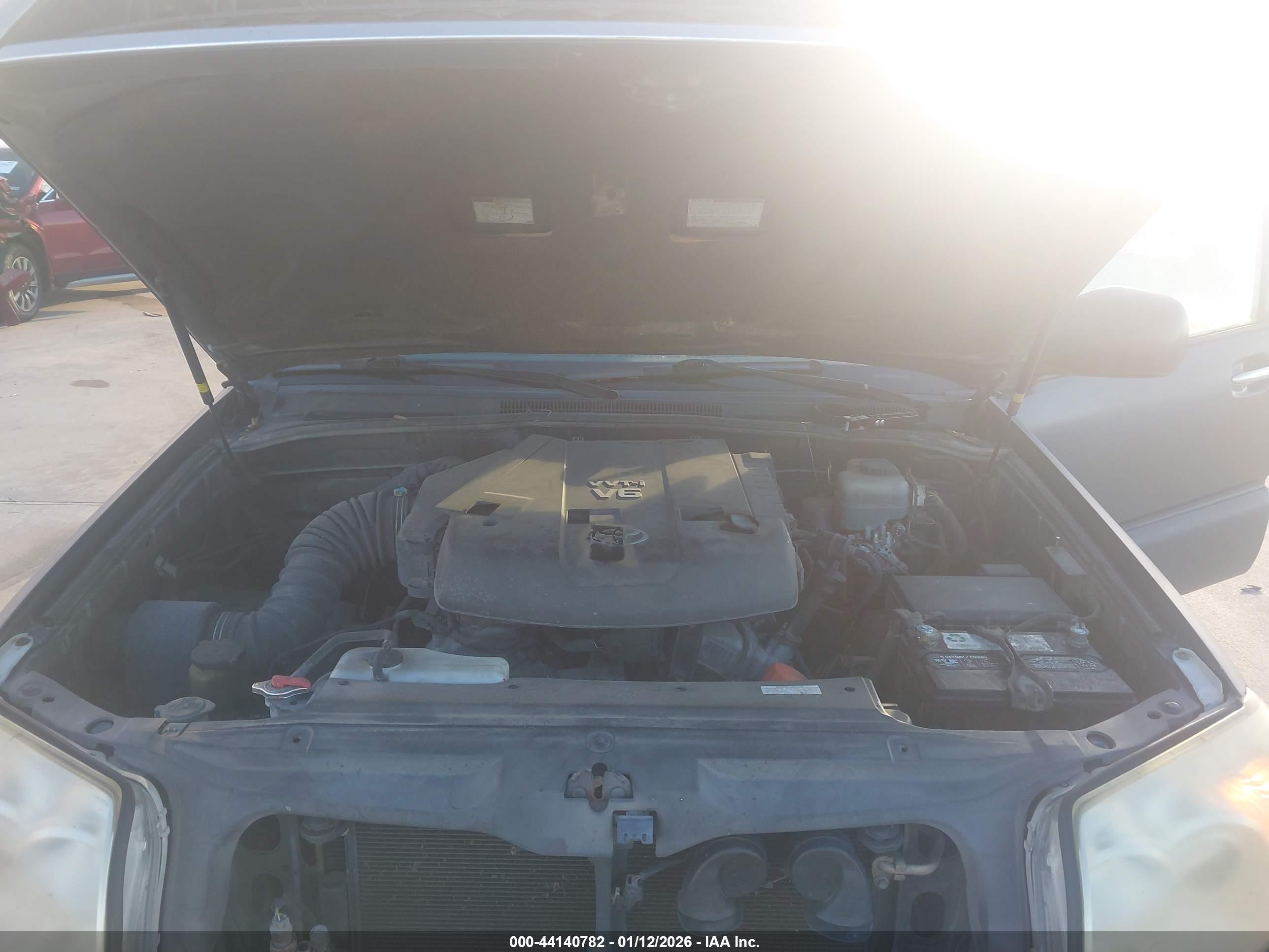 TOYOTA 4RUNNER image 10