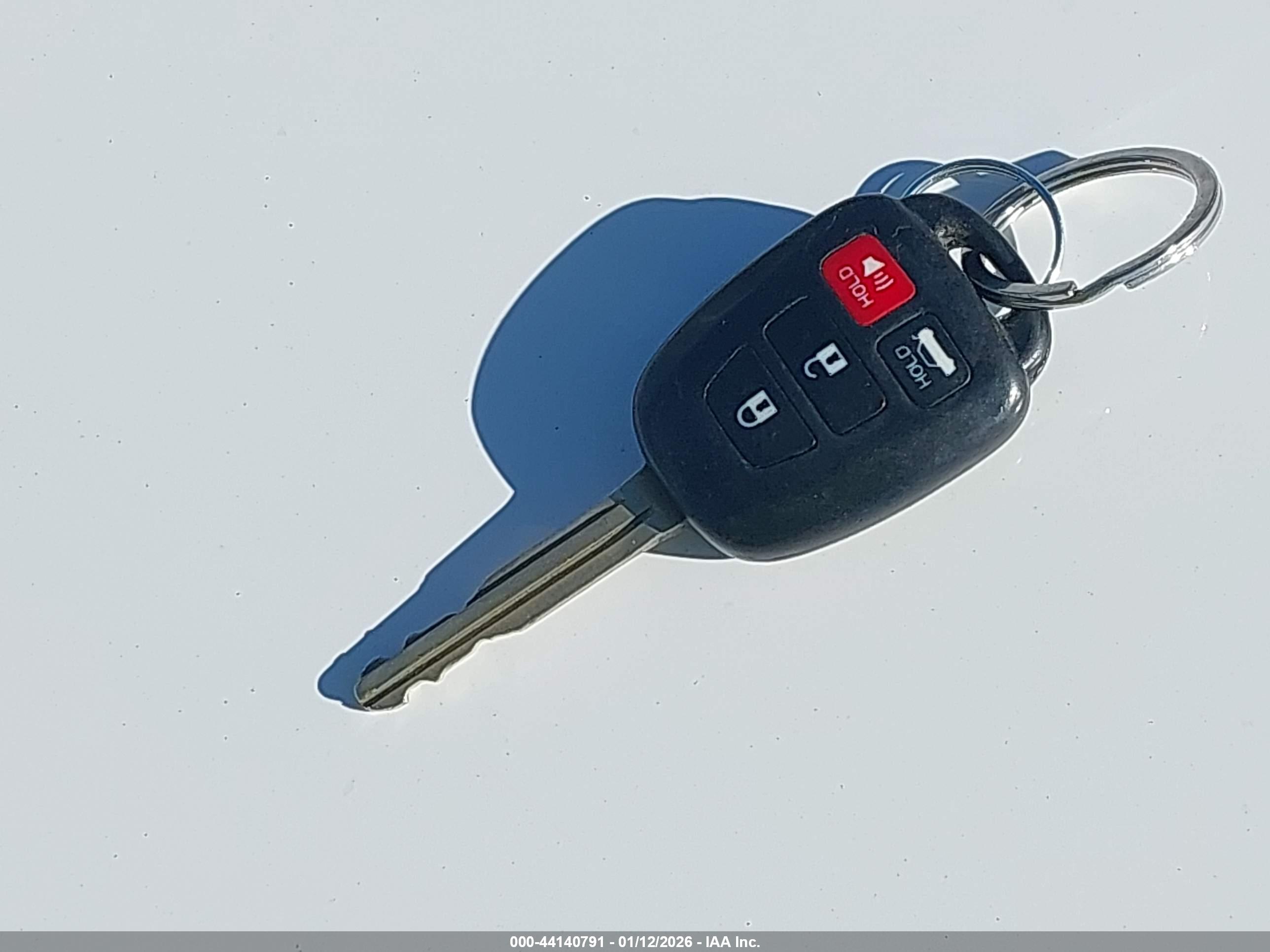 TOYOTA CAMRY image 11