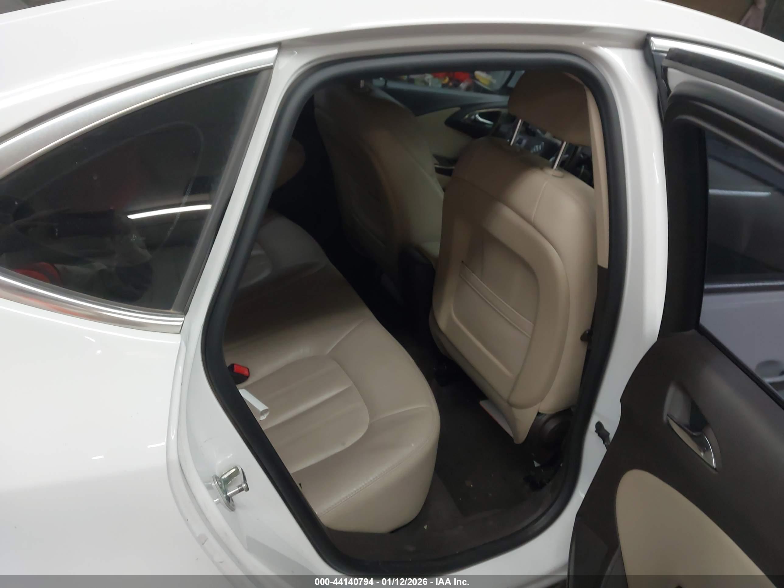 BUICK VERANO image 8