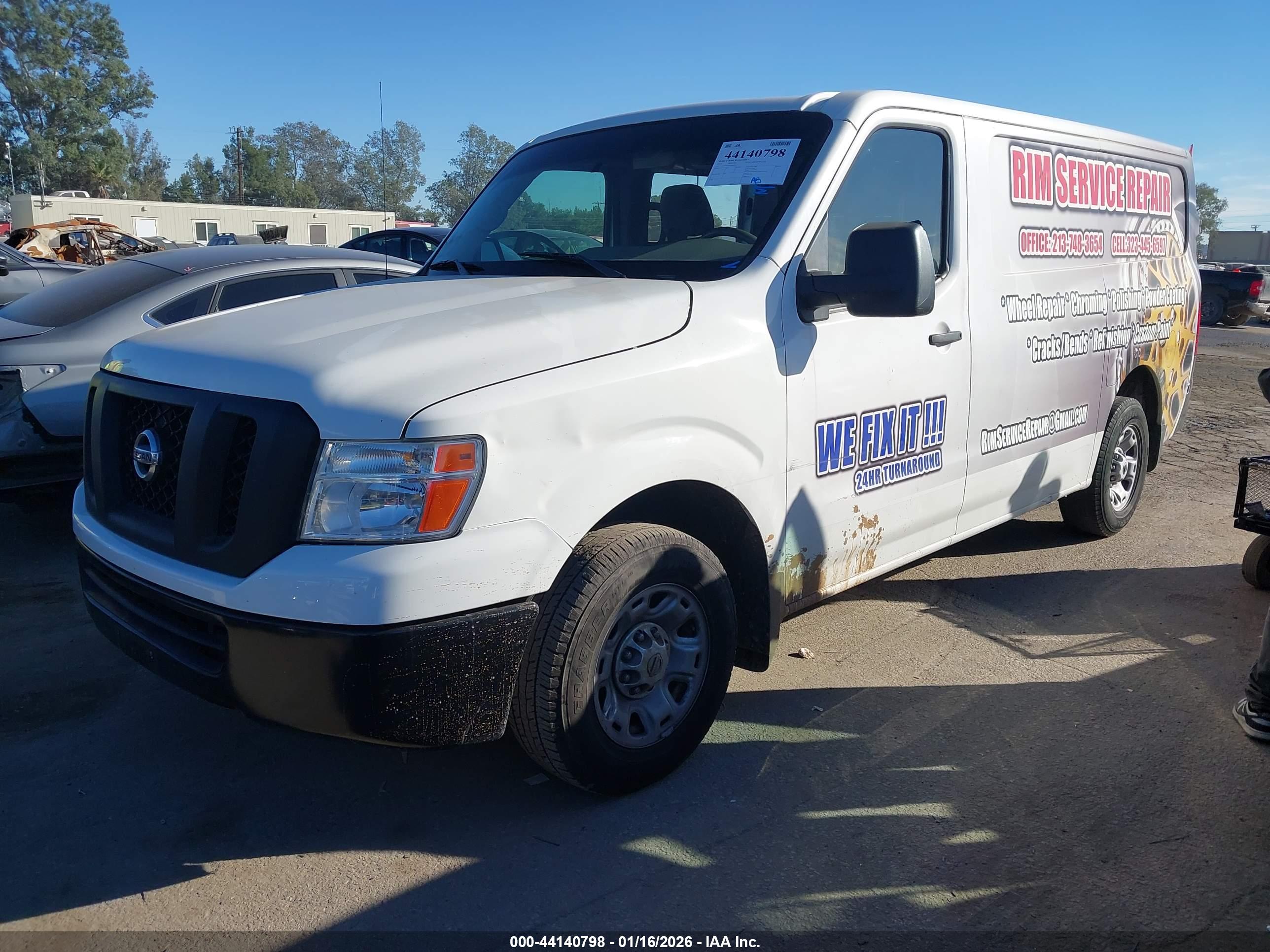 NISSAN NV image 2