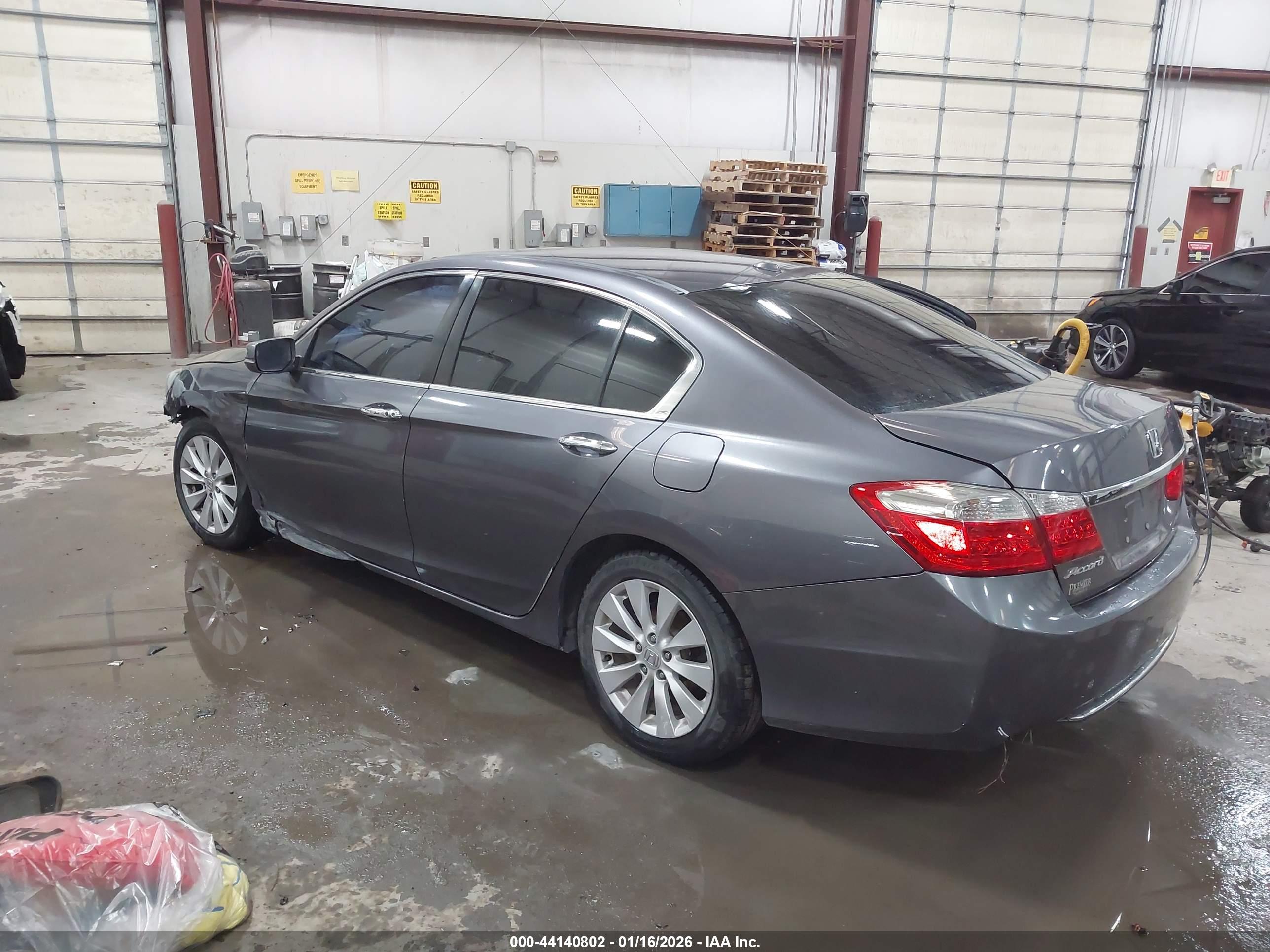 HONDA ACCORD image 3