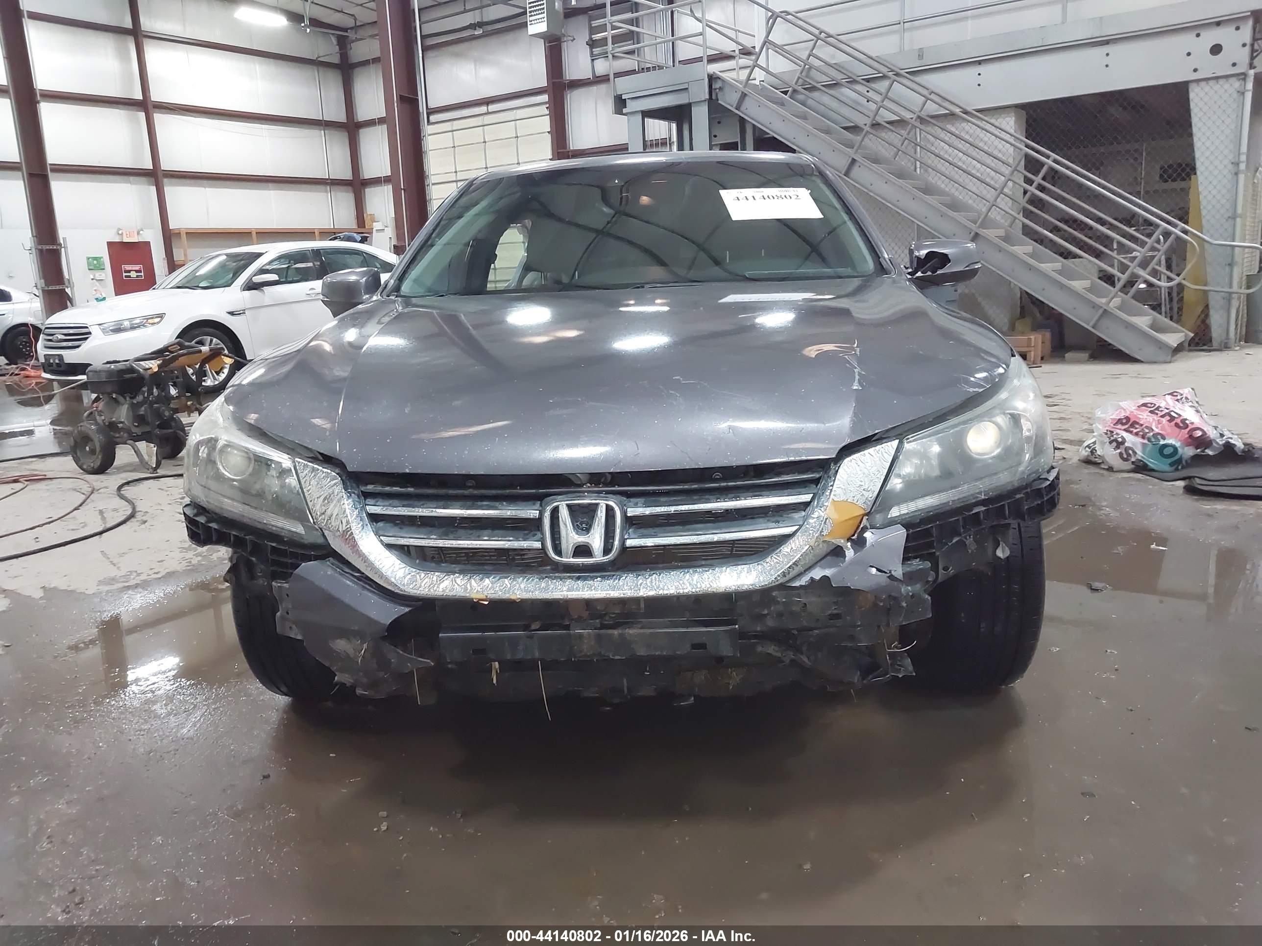 HONDA ACCORD image 6