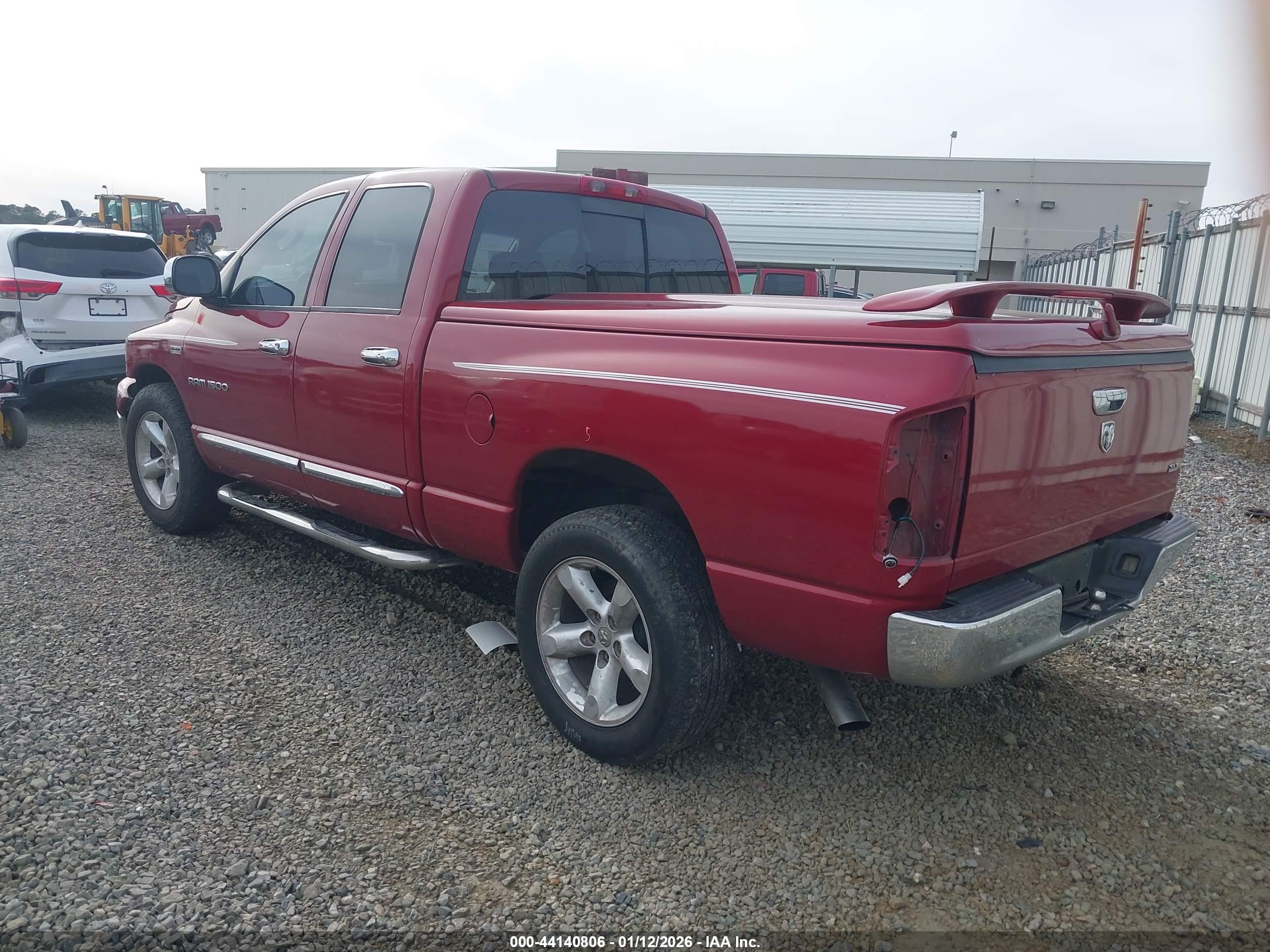 DODGE RAM image 3