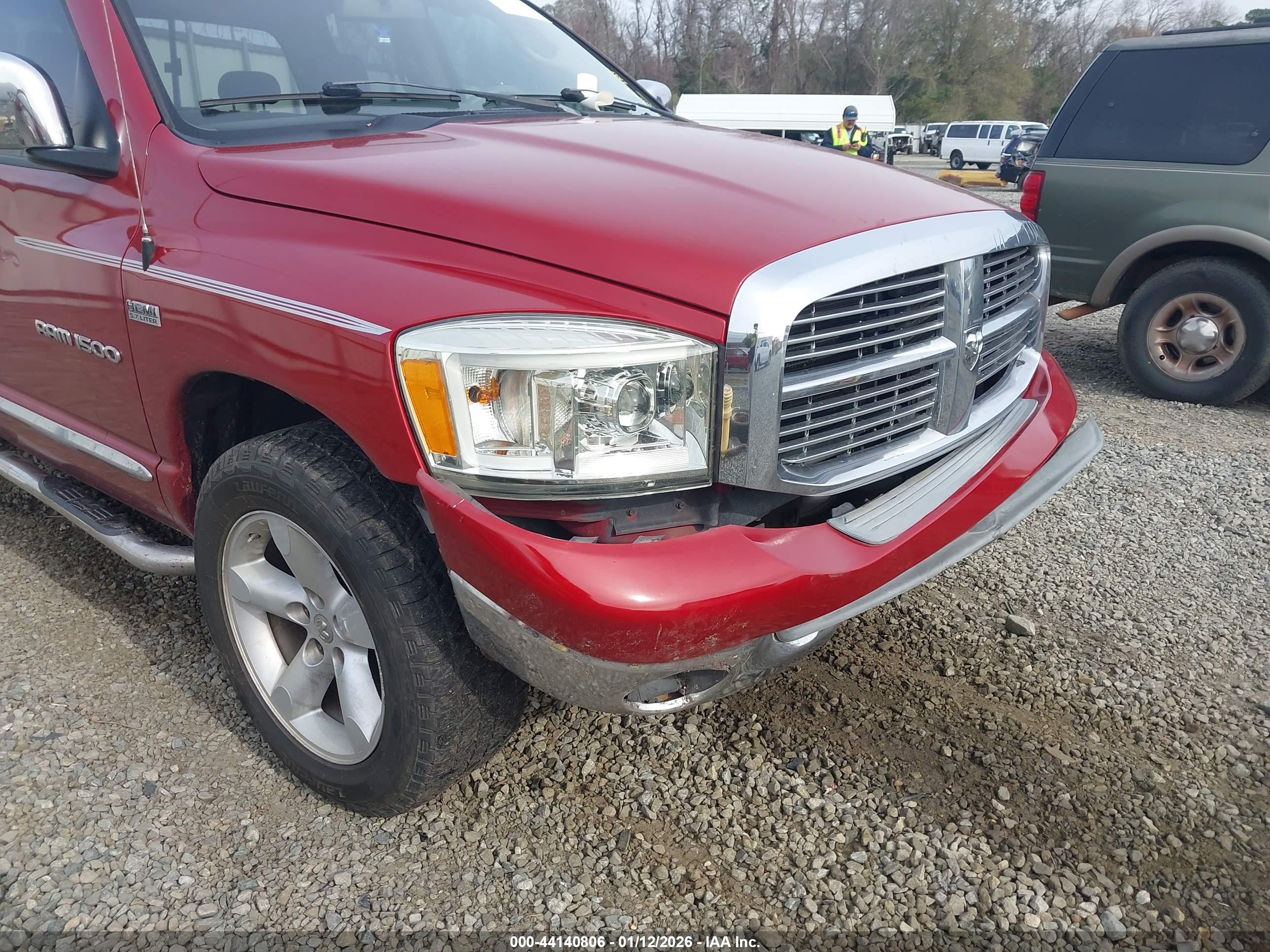 DODGE RAM image 6