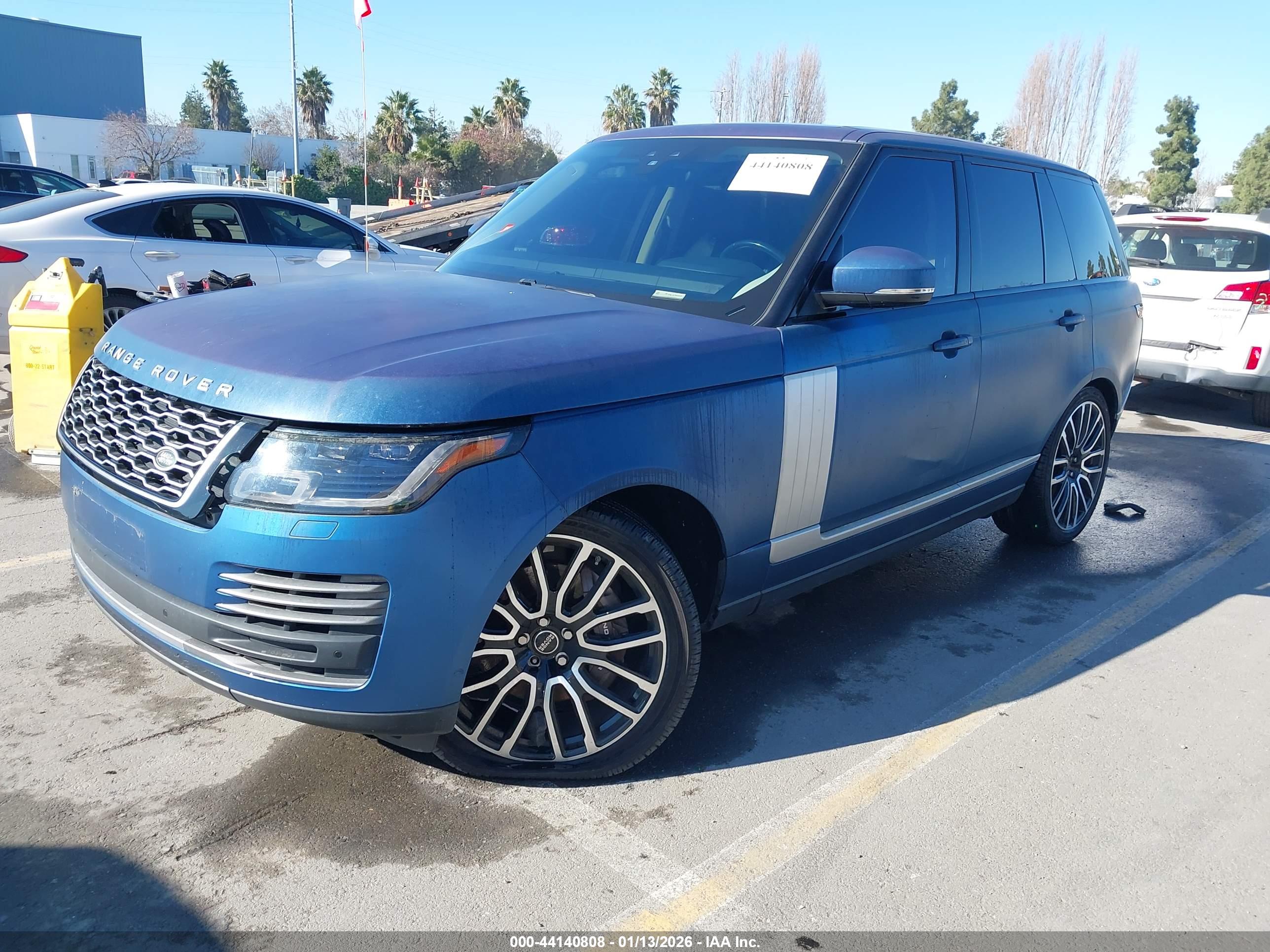 LAND ROVER image 2