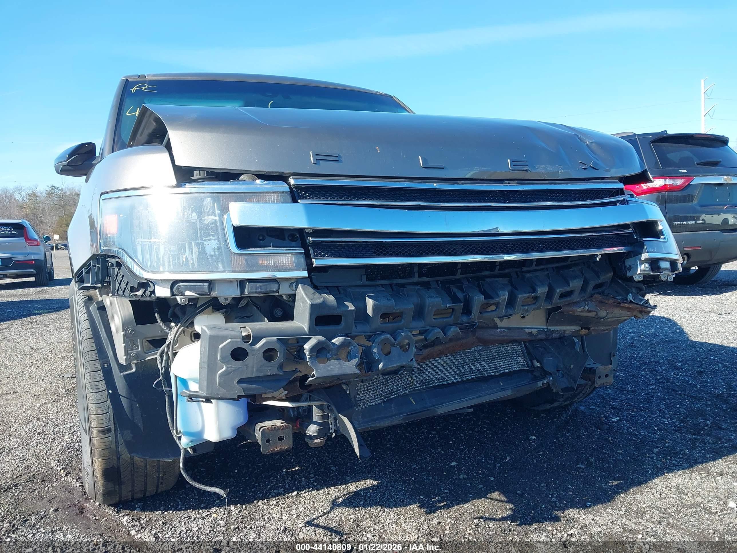 FORD FLEX image 6
