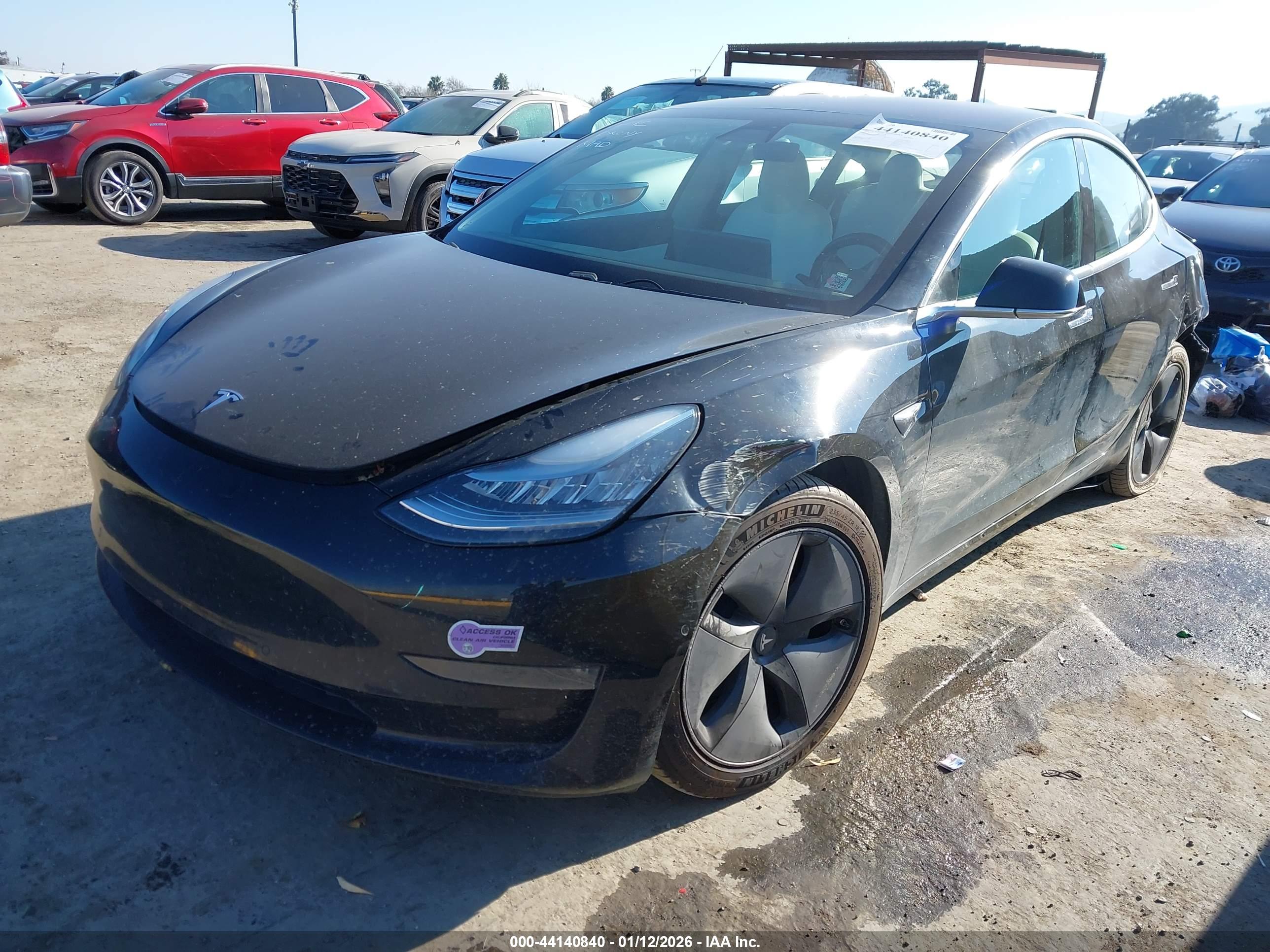 TESLA MODEL image 2