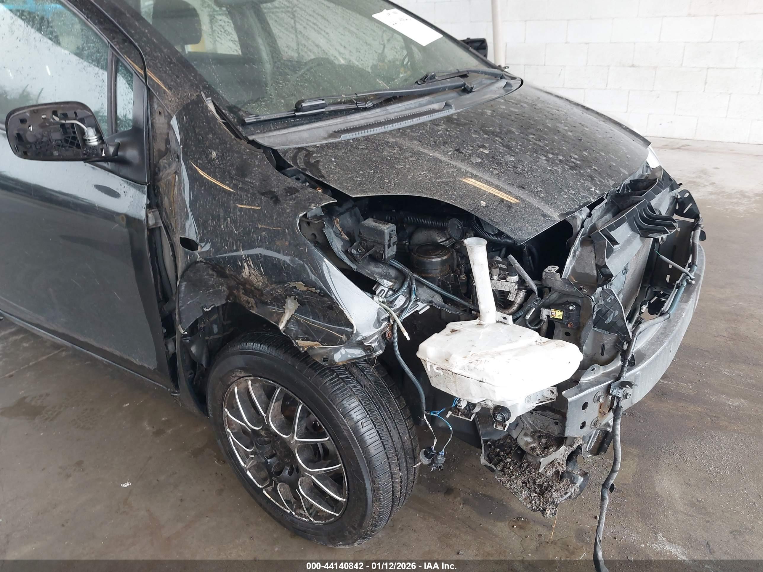 TOYOTA YARIS image 6