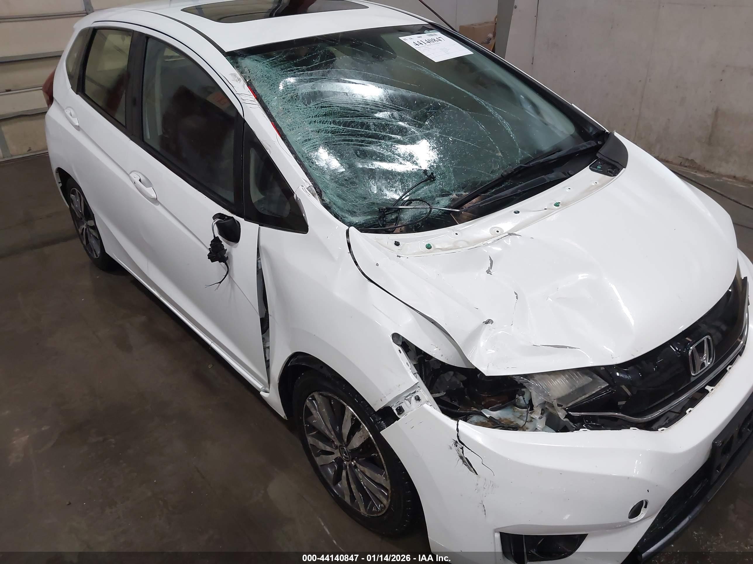 HONDA FIT image 6