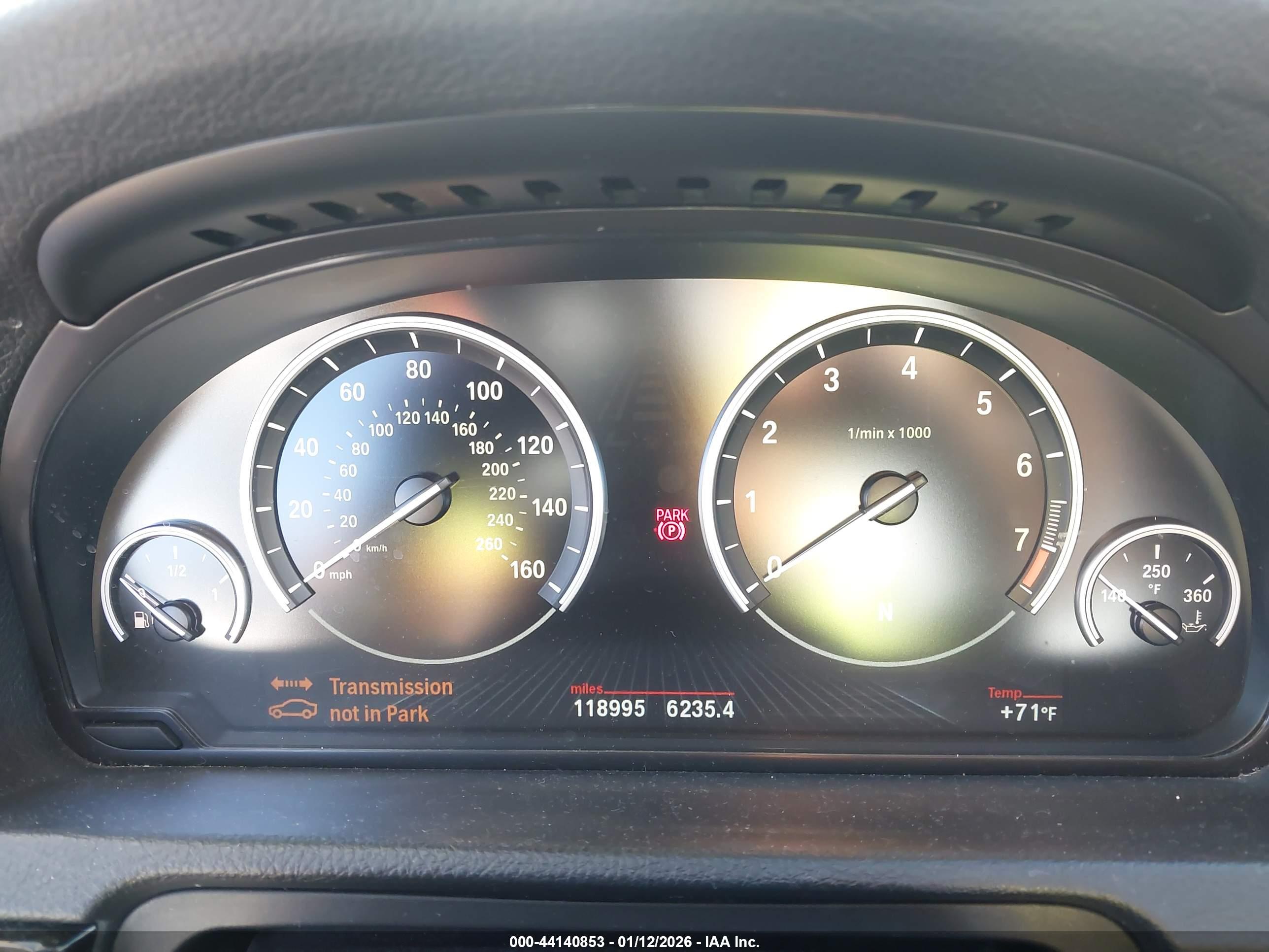 BMW 535I image 7