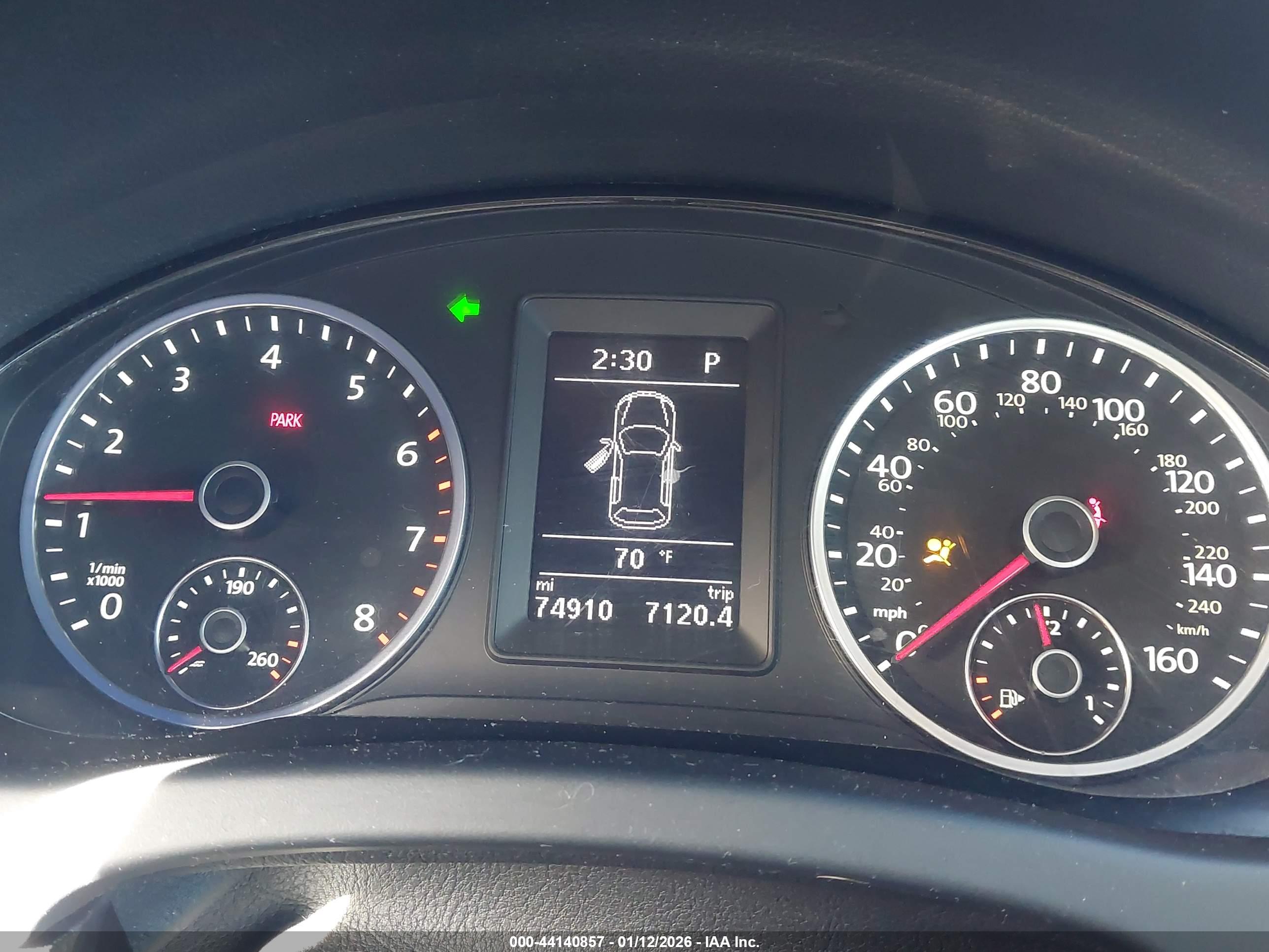 VOLKSWAGEN TIGUAN image 7