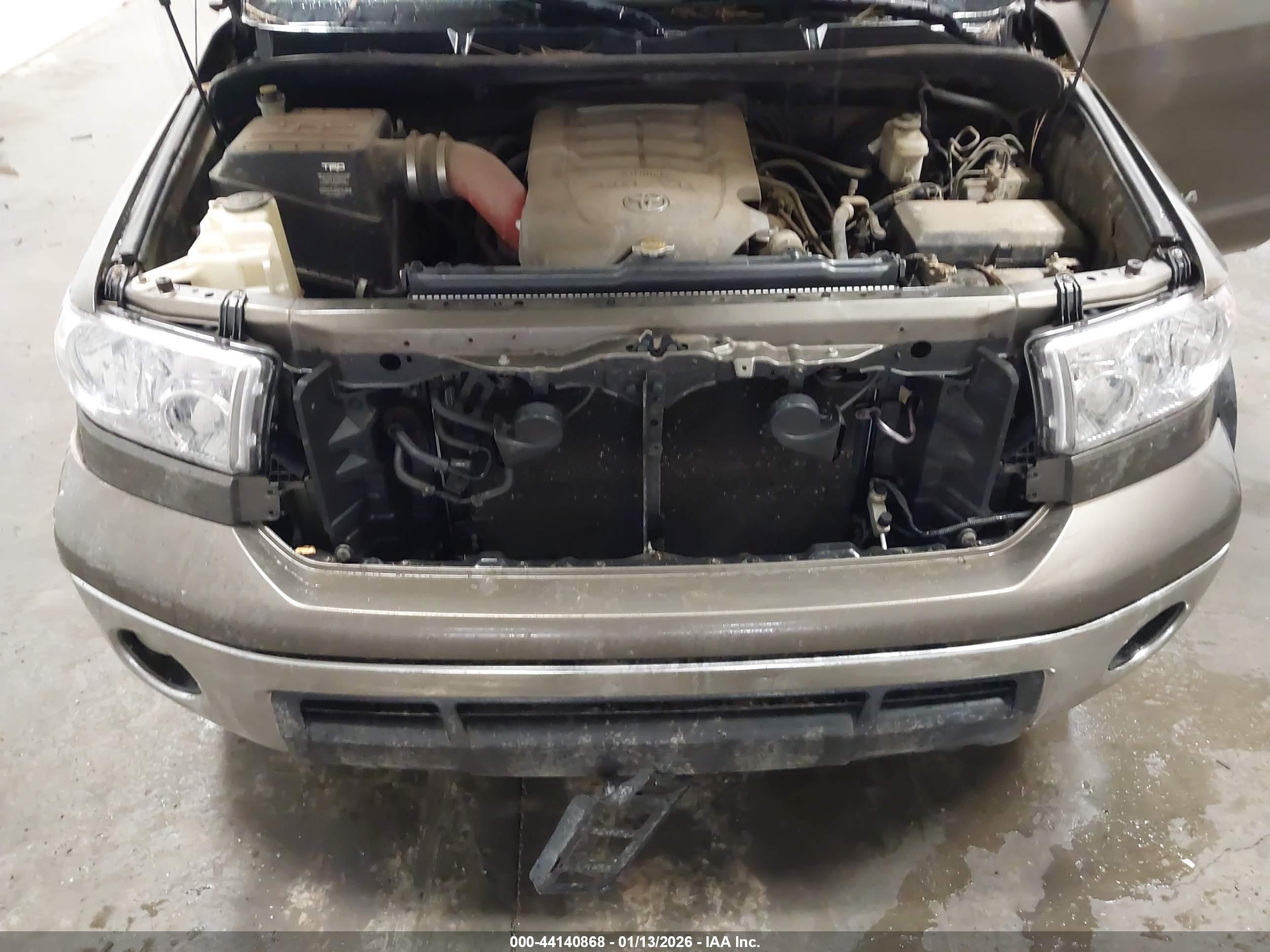 TOYOTA TUNDRA image 10