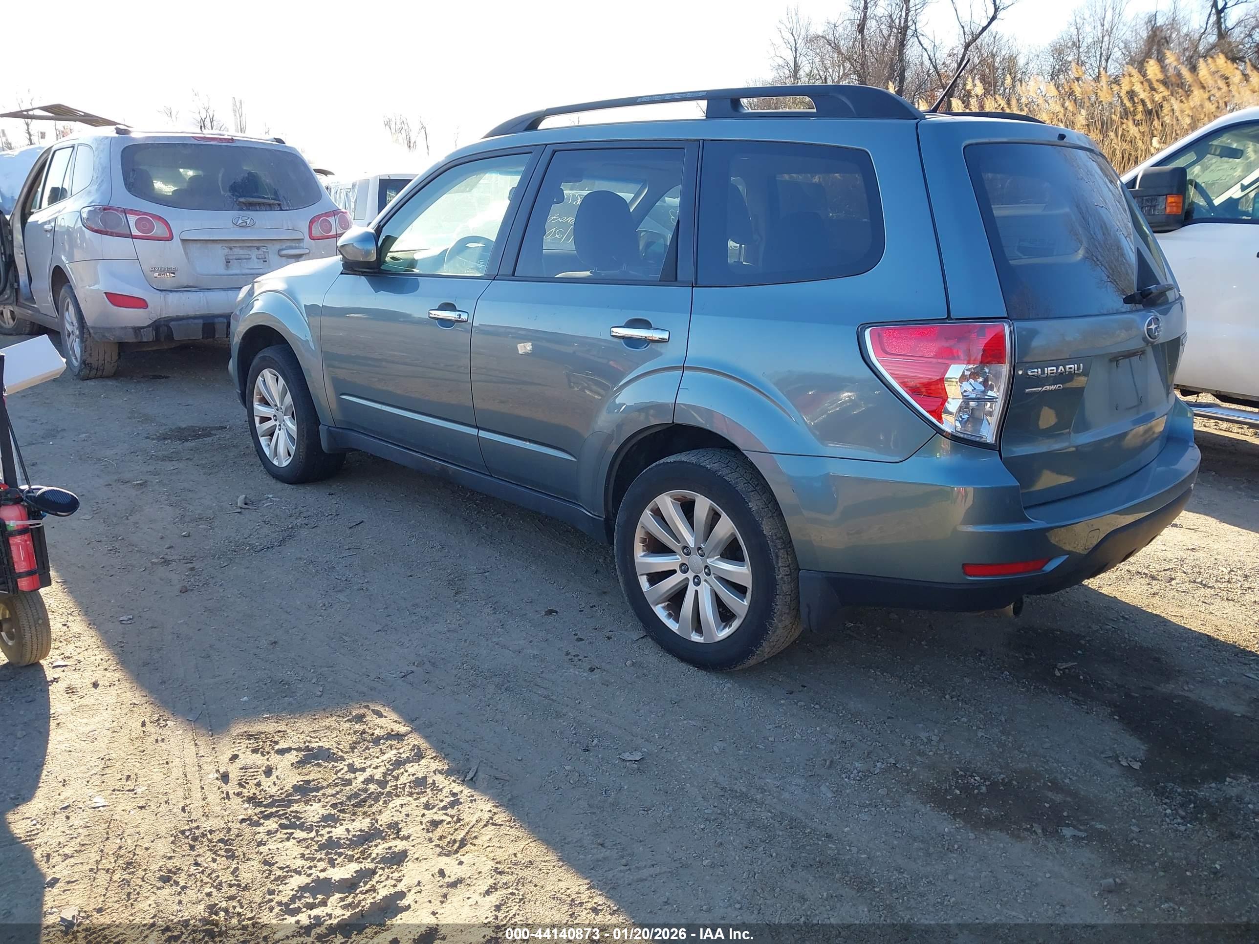 SUBARU FORESTER image 3