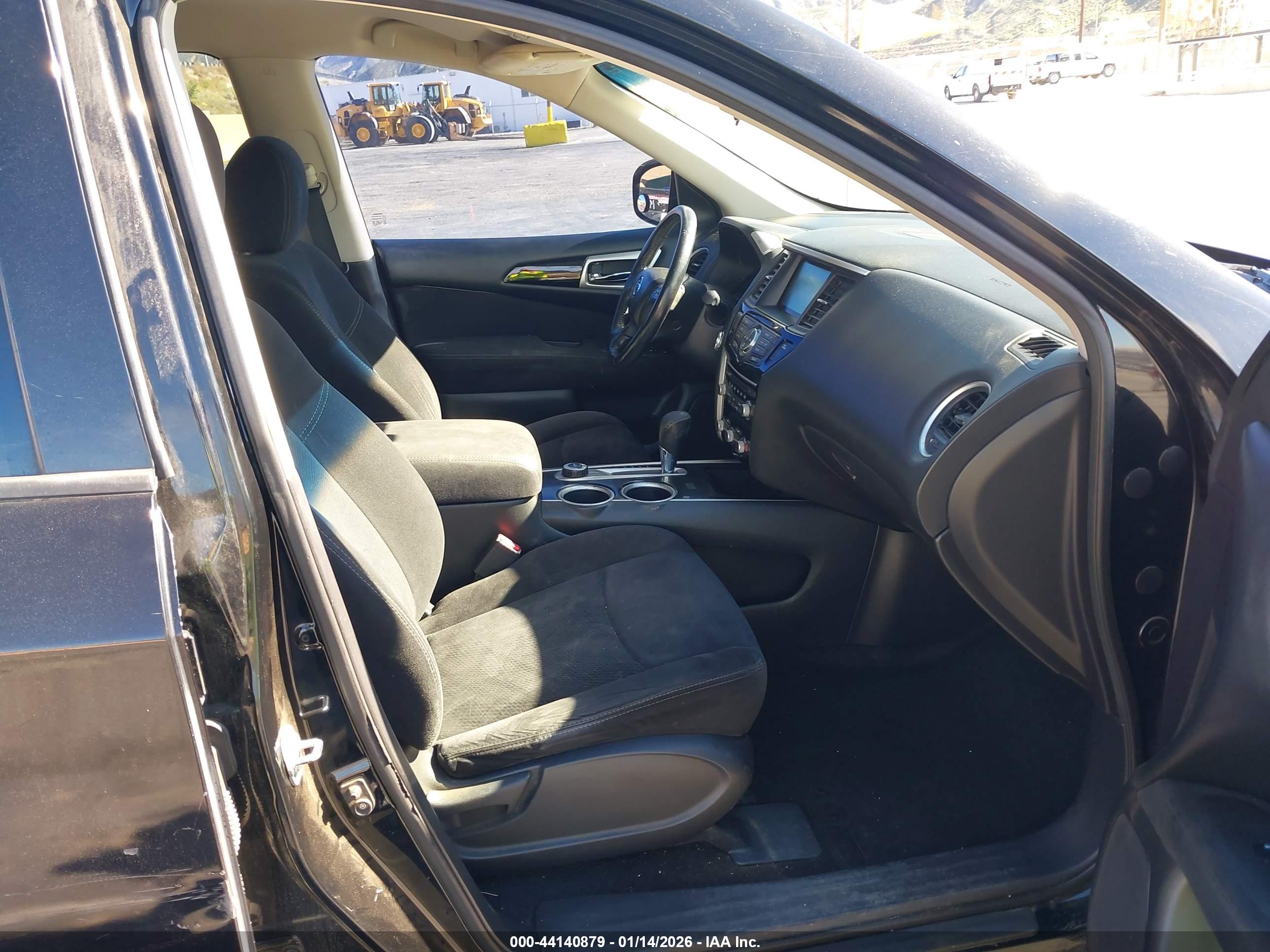 NISSAN PATHFINDER image 5