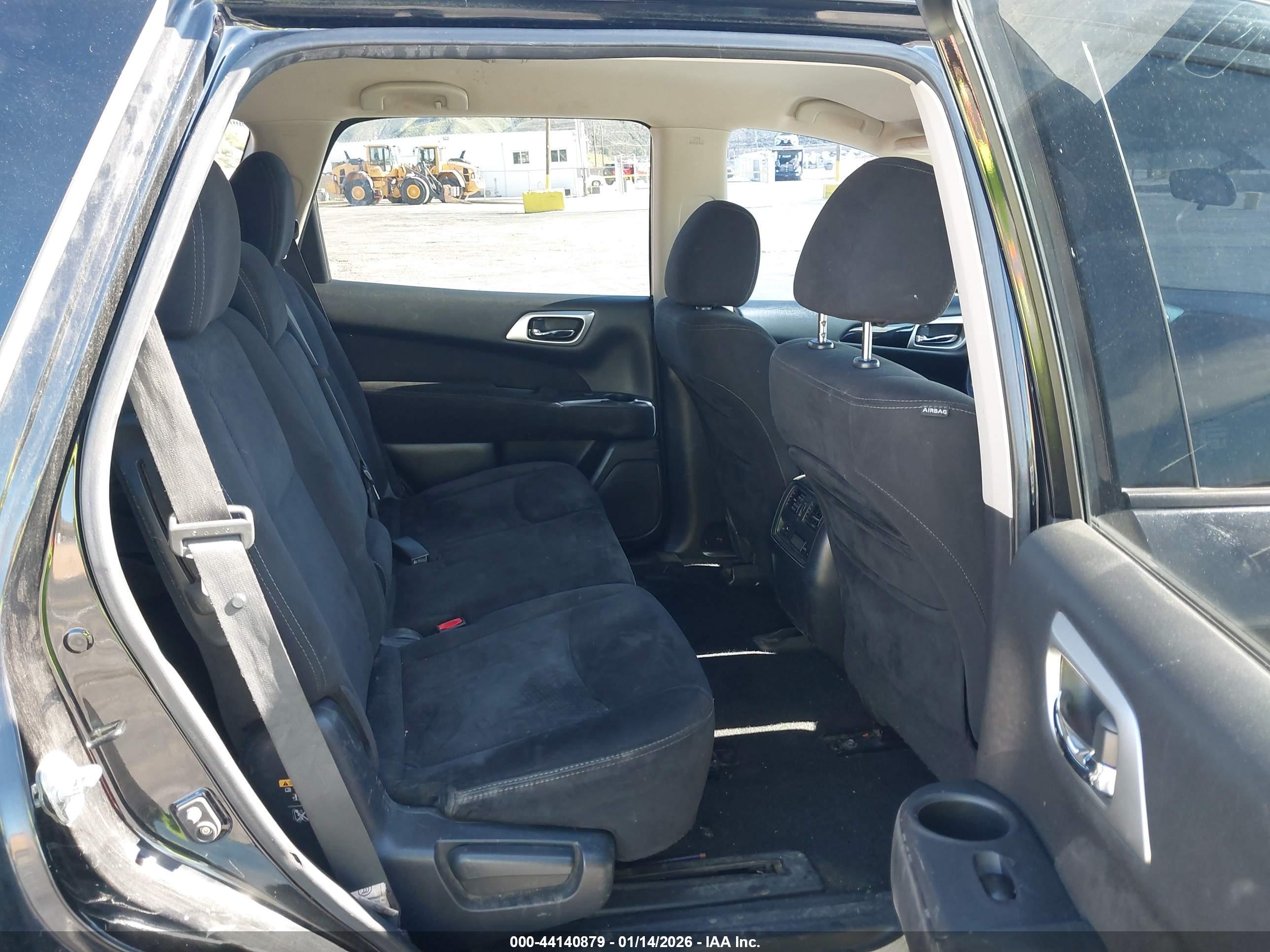 NISSAN PATHFINDER image 8