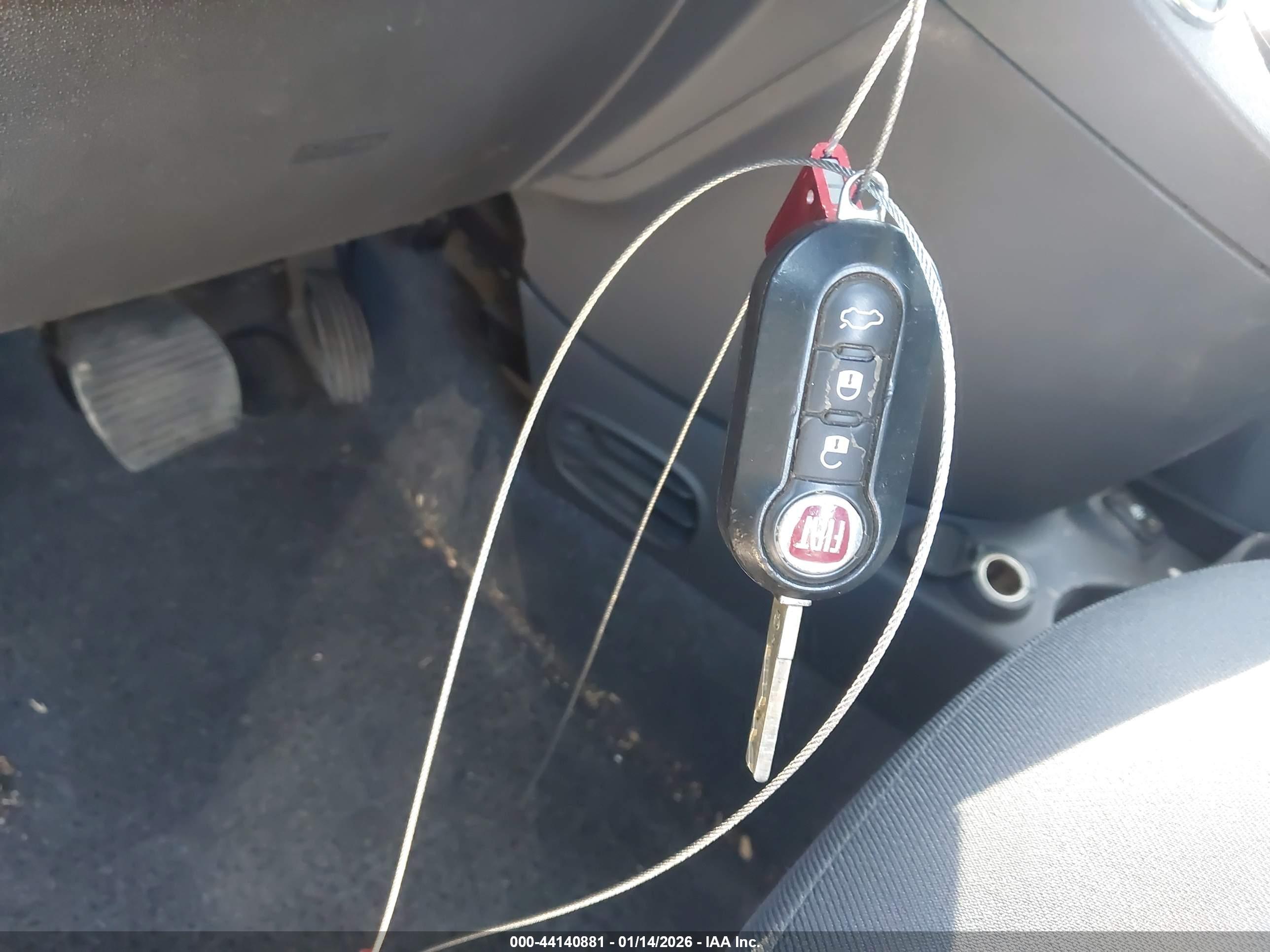 FIAT 500C image 11