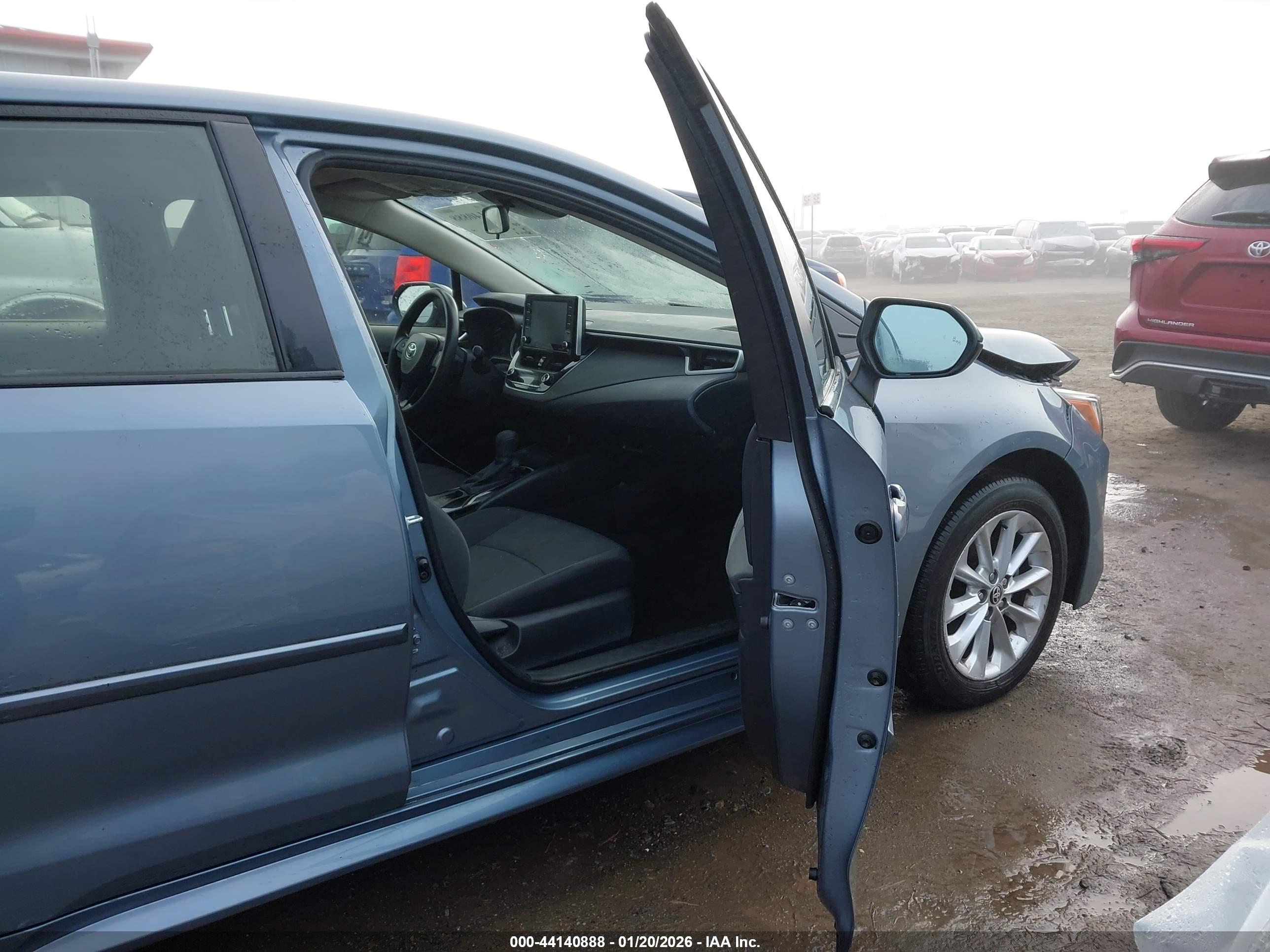 TOYOTA COROLLA image 5