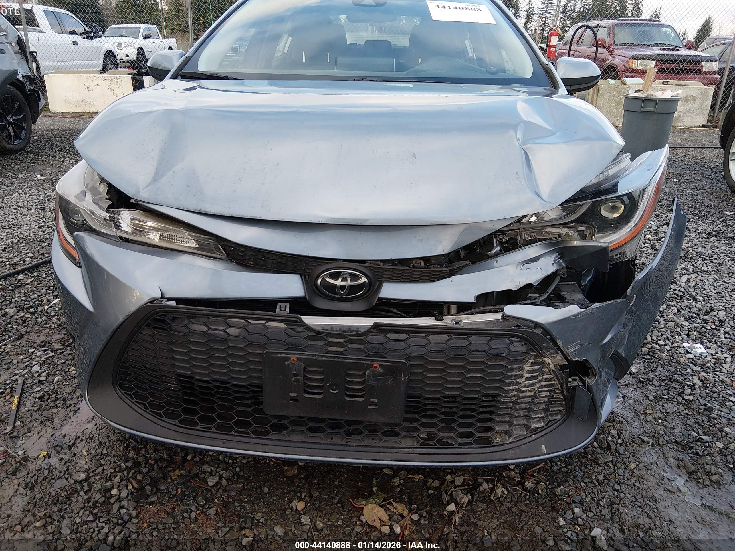 TOYOTA COROLLA image 6