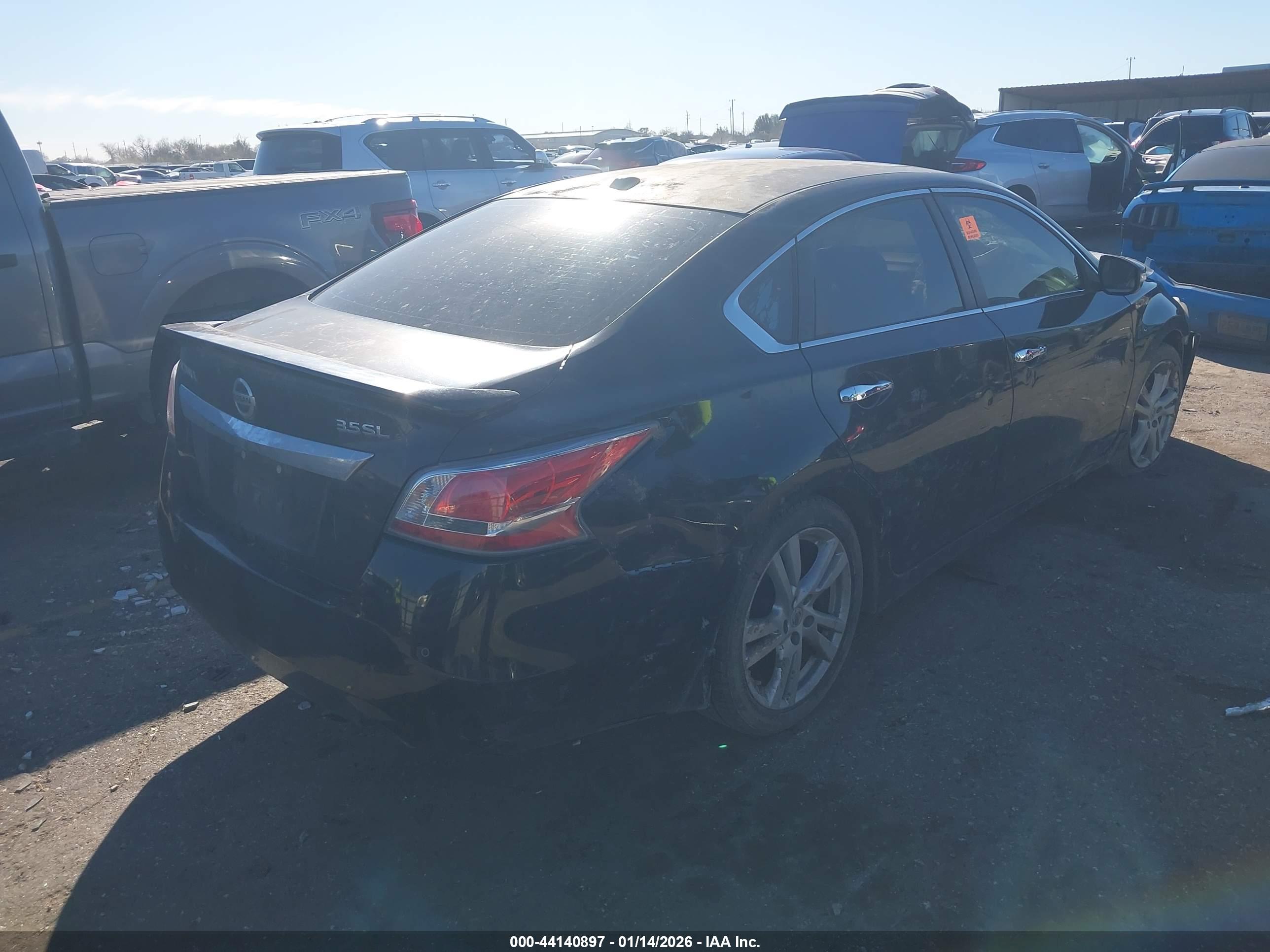 NISSAN ALTIMA image 4