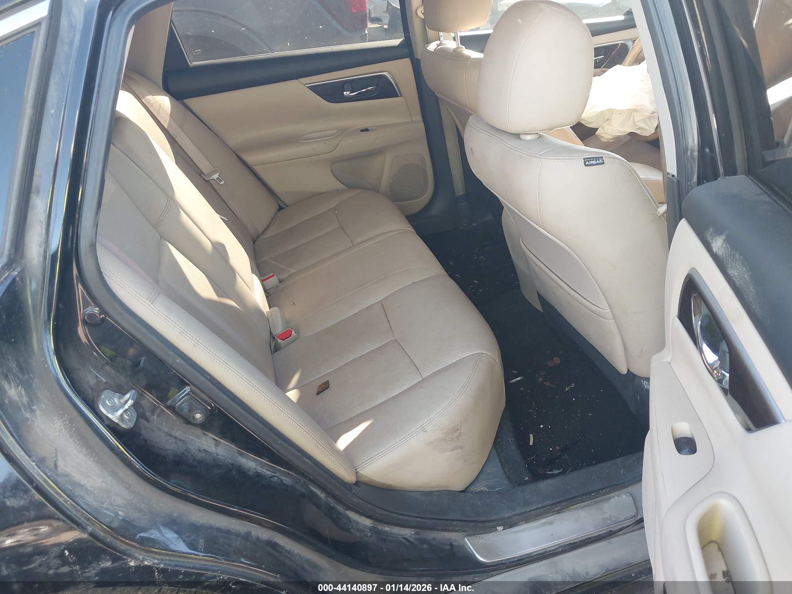 NISSAN ALTIMA image 8