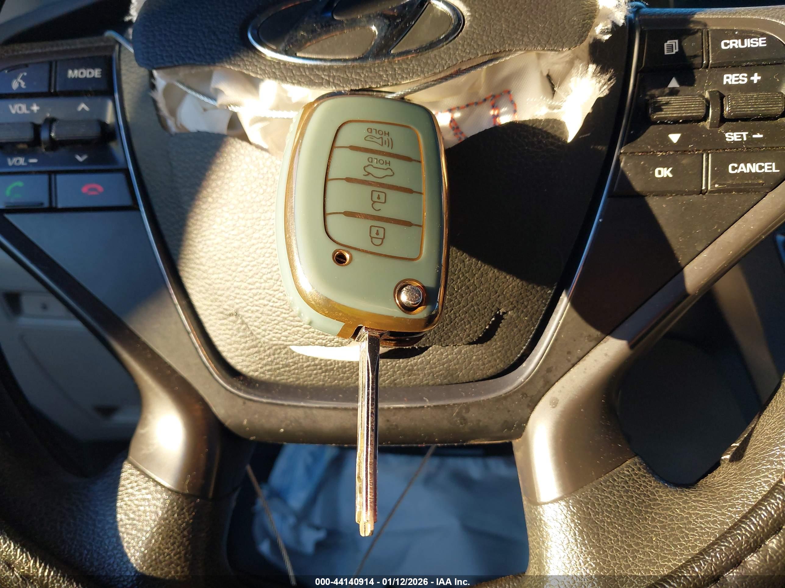 HYUNDAI SONATA image 11