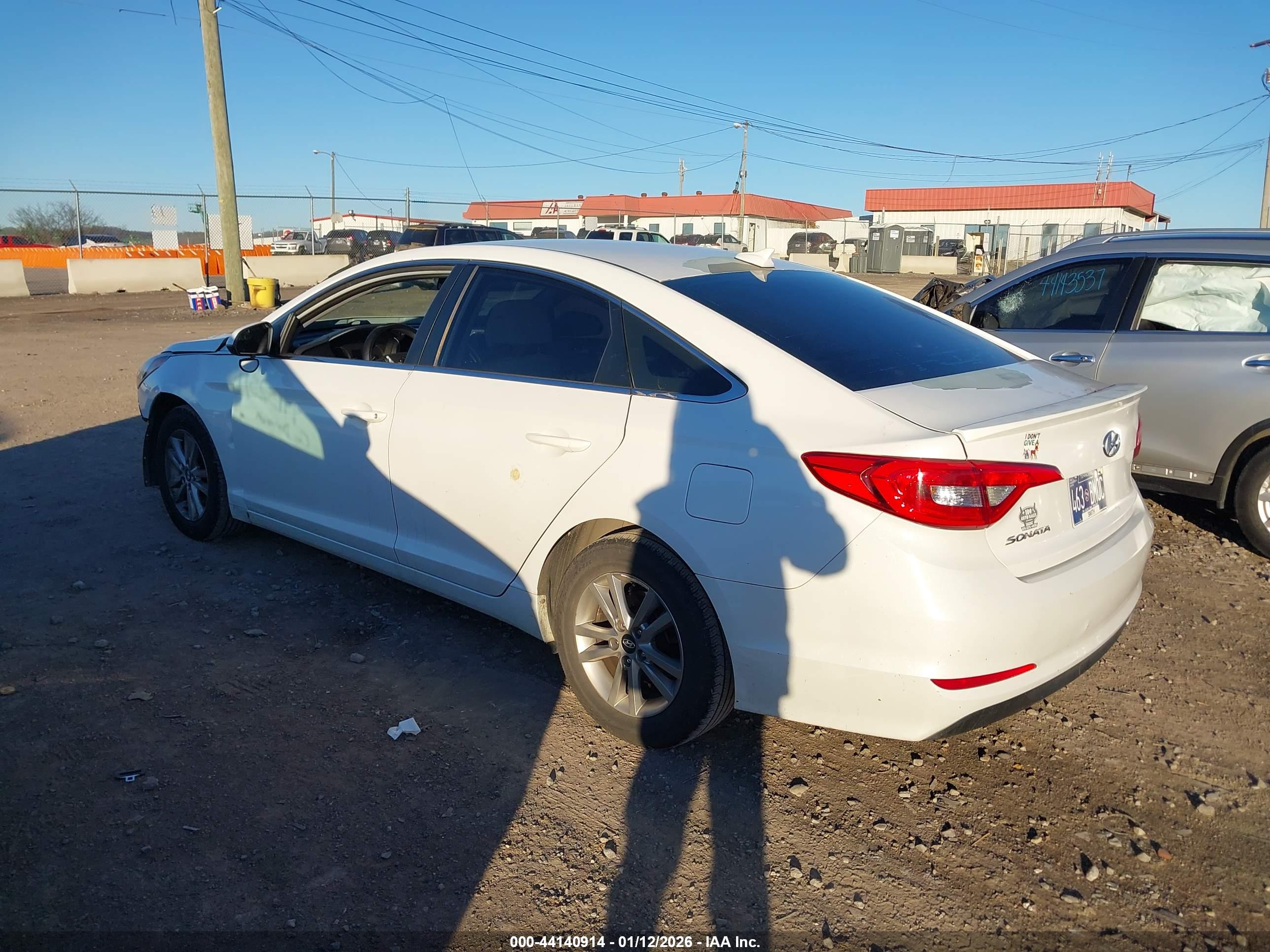 HYUNDAI SONATA image 3