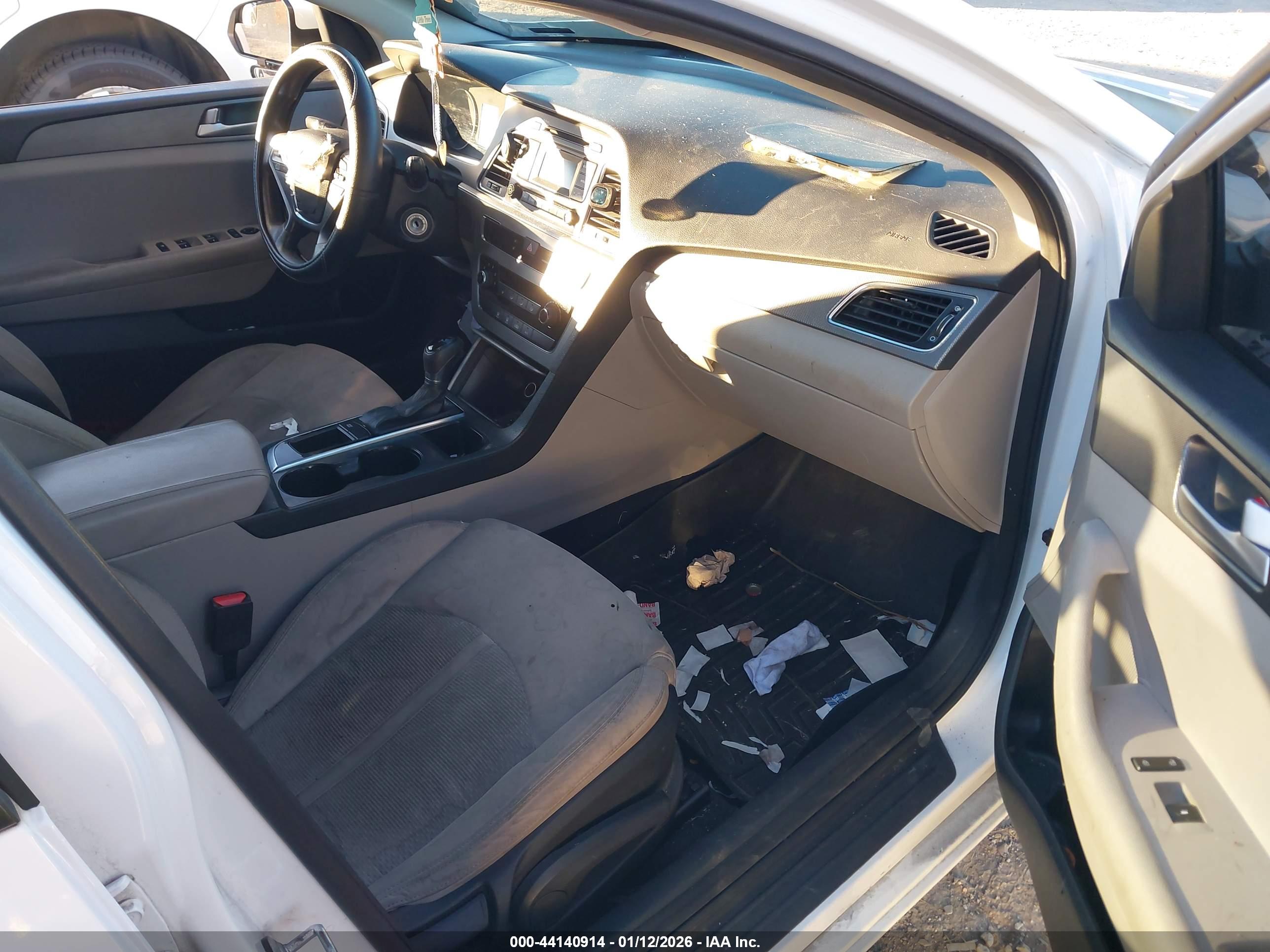HYUNDAI SONATA image 5