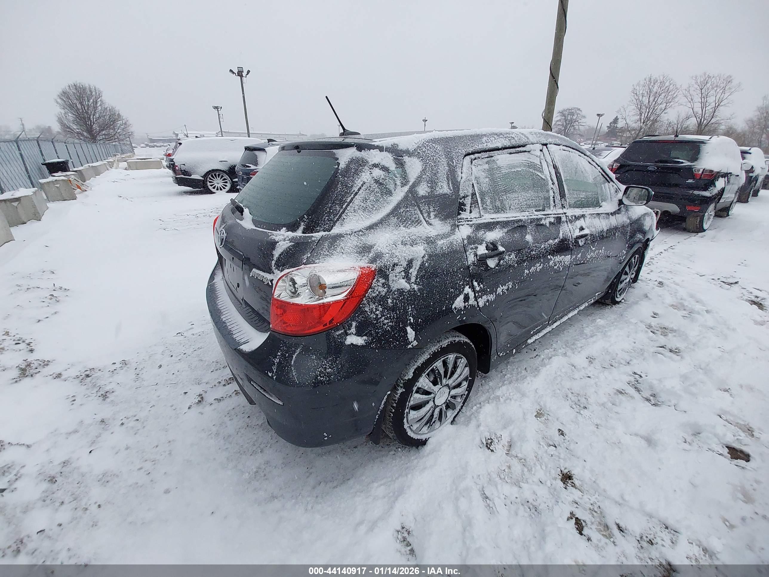 TOYOTA MATRIX image 4