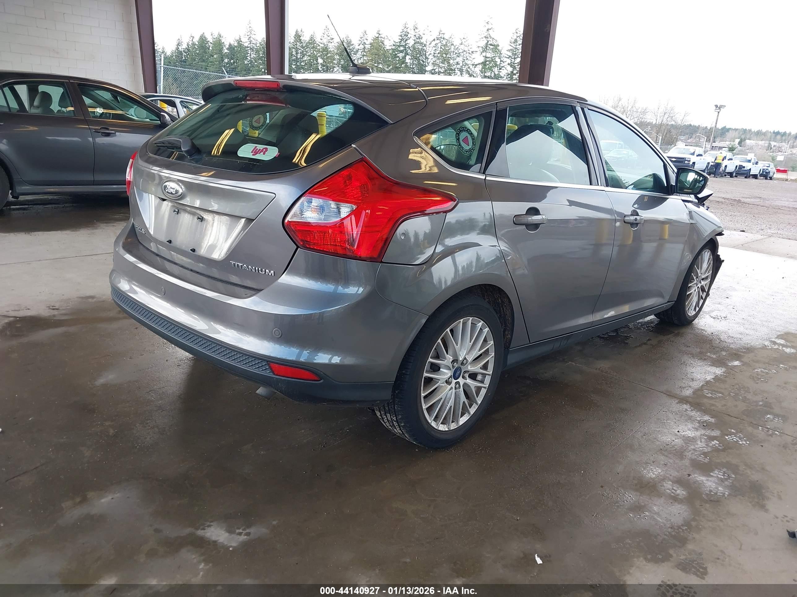 FORD FOCUS image 4