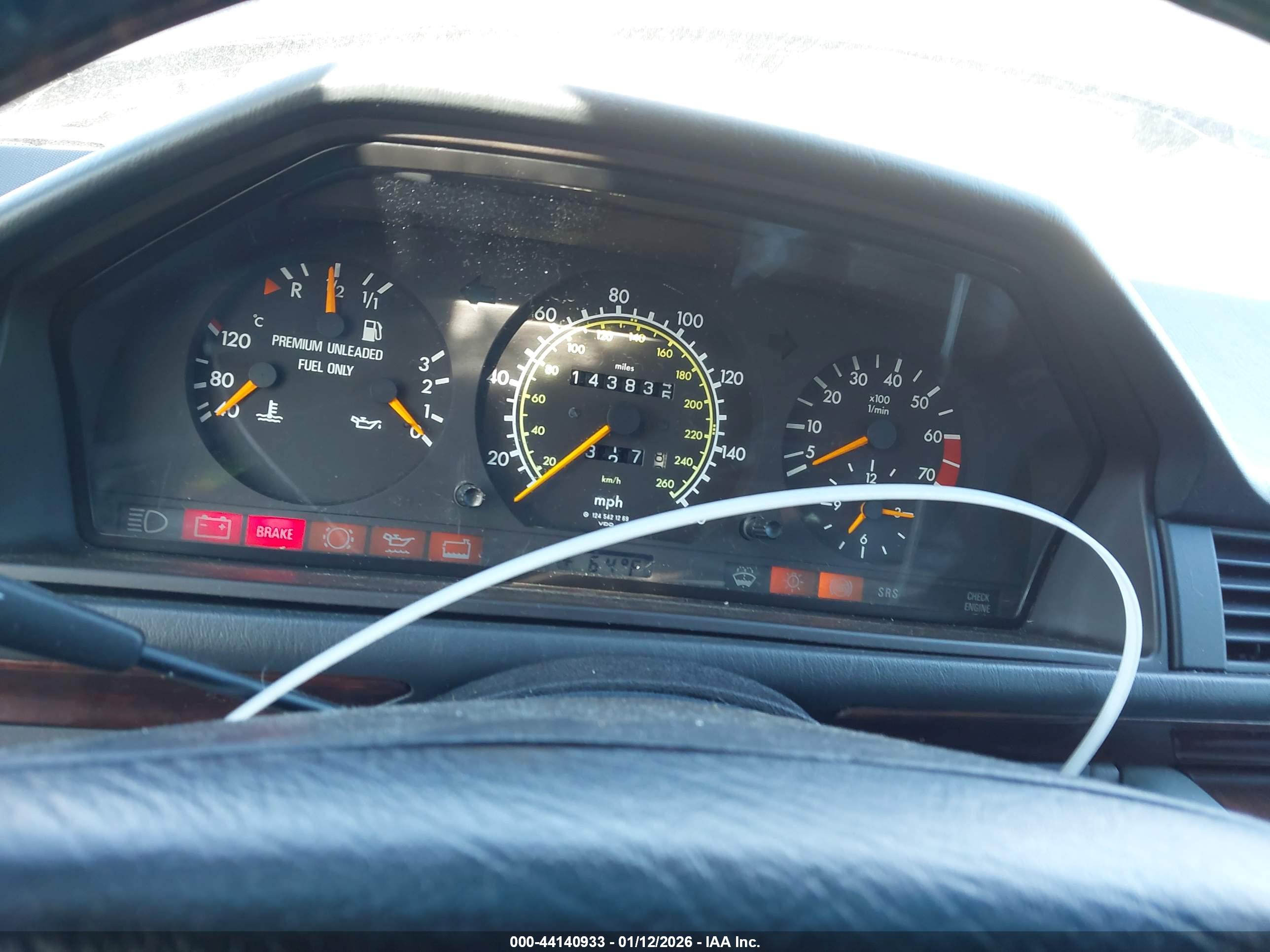 MERCEDES-BENZ 400 image 7
