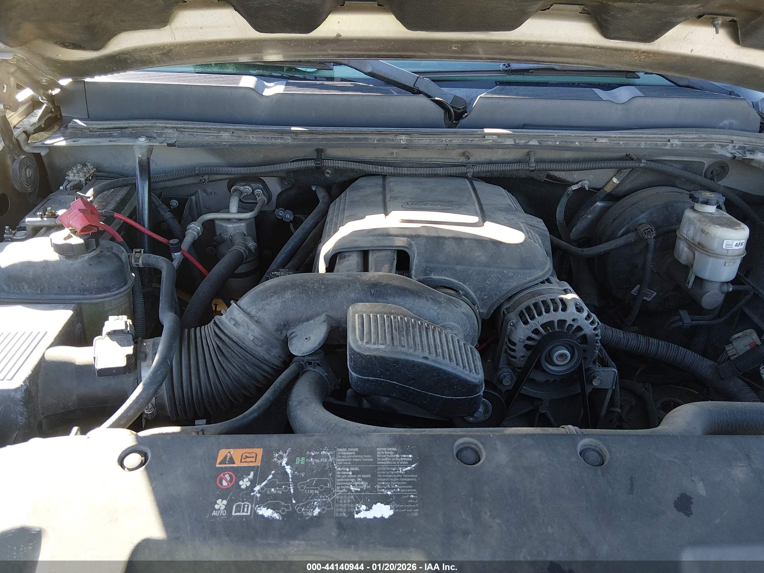 CHEVROLET SILVERADO image 10
