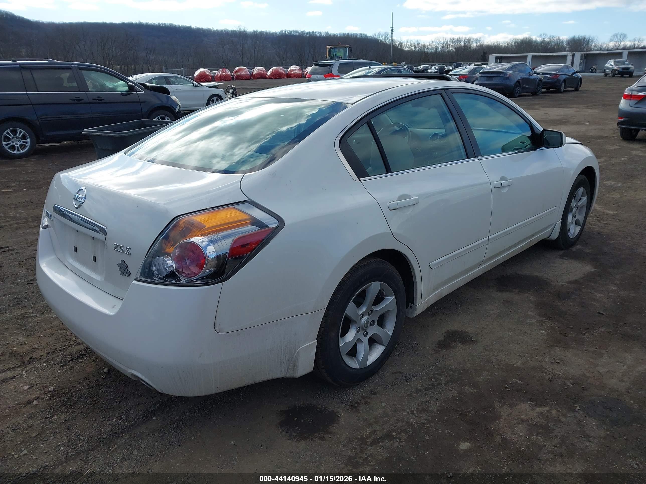NISSAN ALTIMA image 4