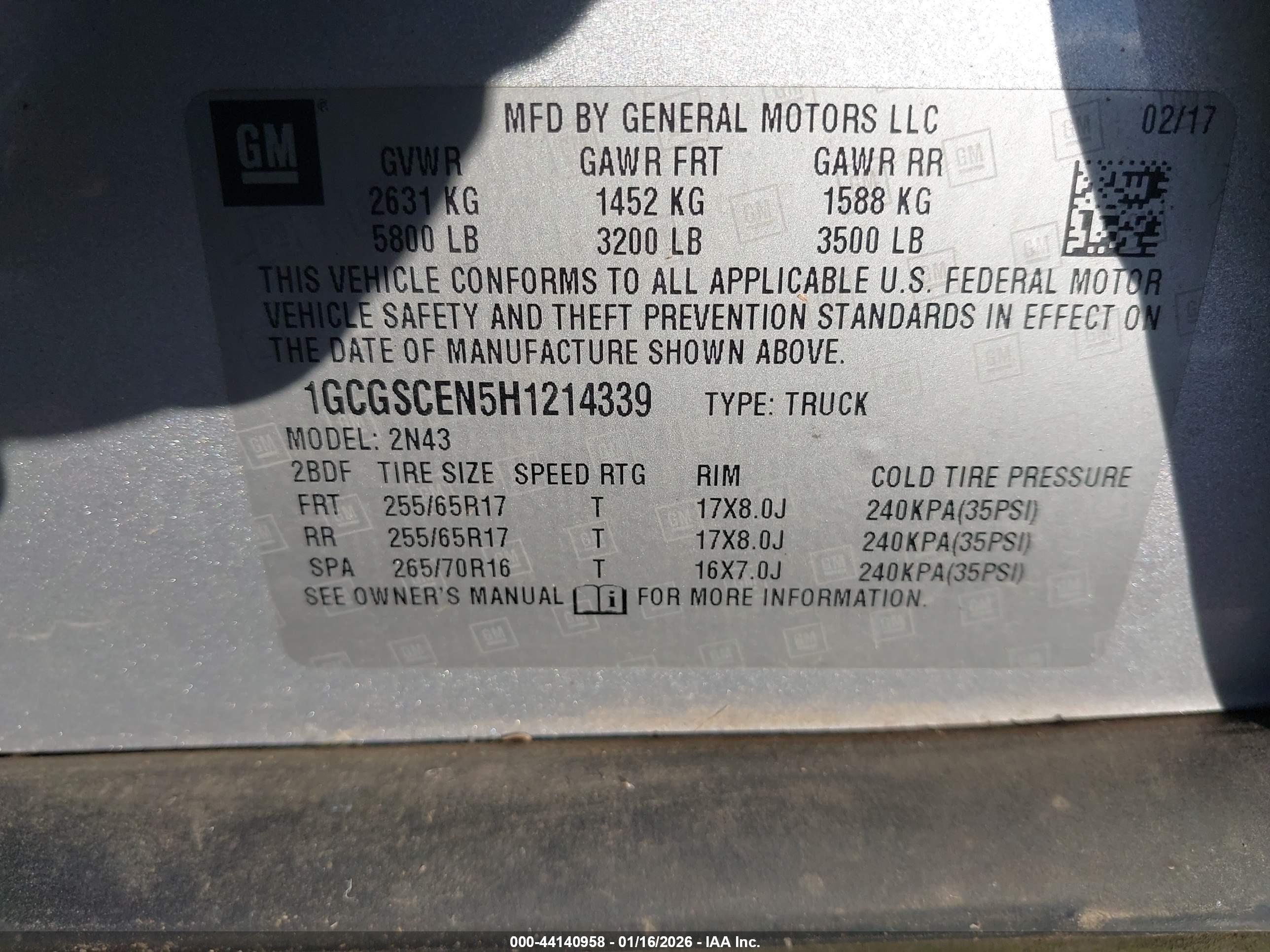CHEVROLET COLORADO image 9