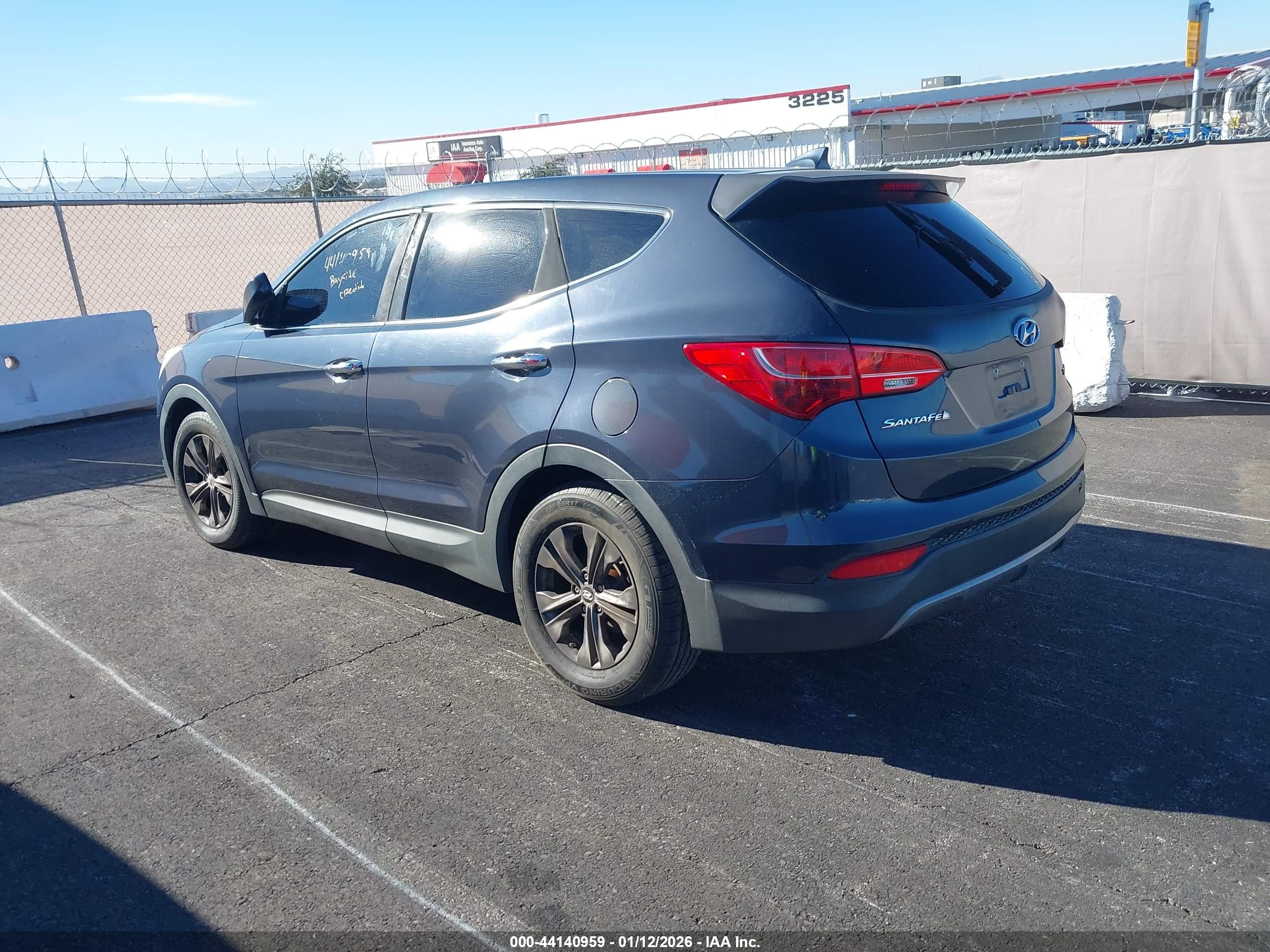 HYUNDAI SANTA image 3