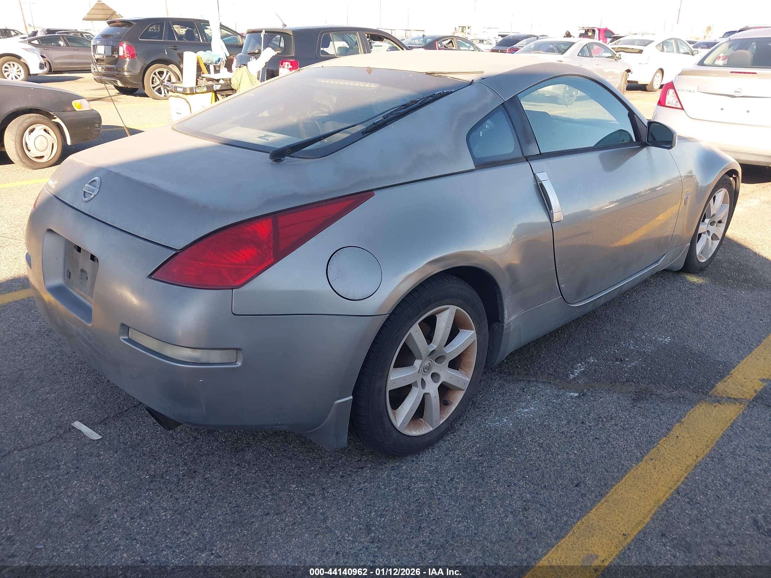 NISSAN 350Z image 4