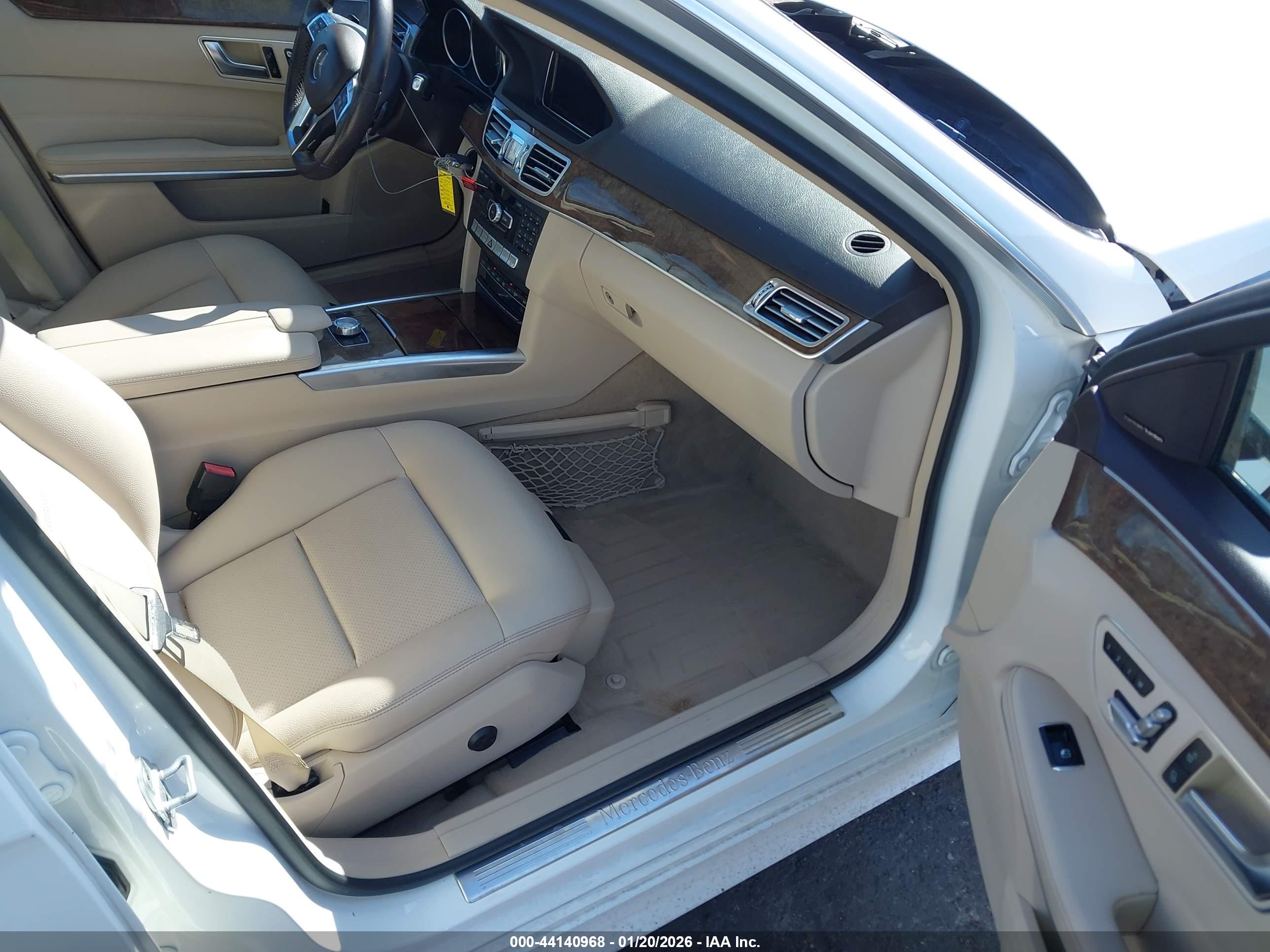 MERCEDES-BENZ E image 5