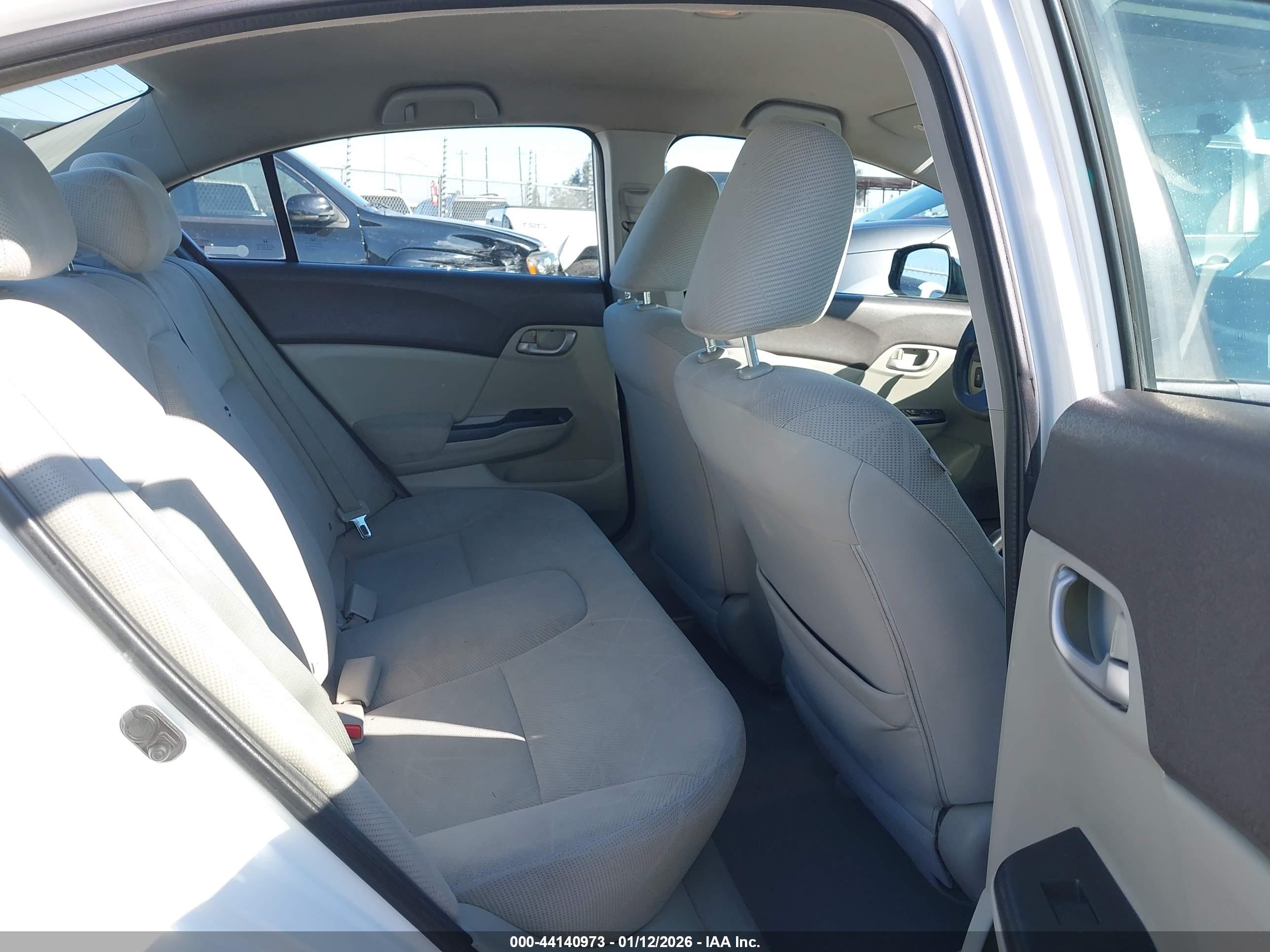 HONDA CIVIC image 8