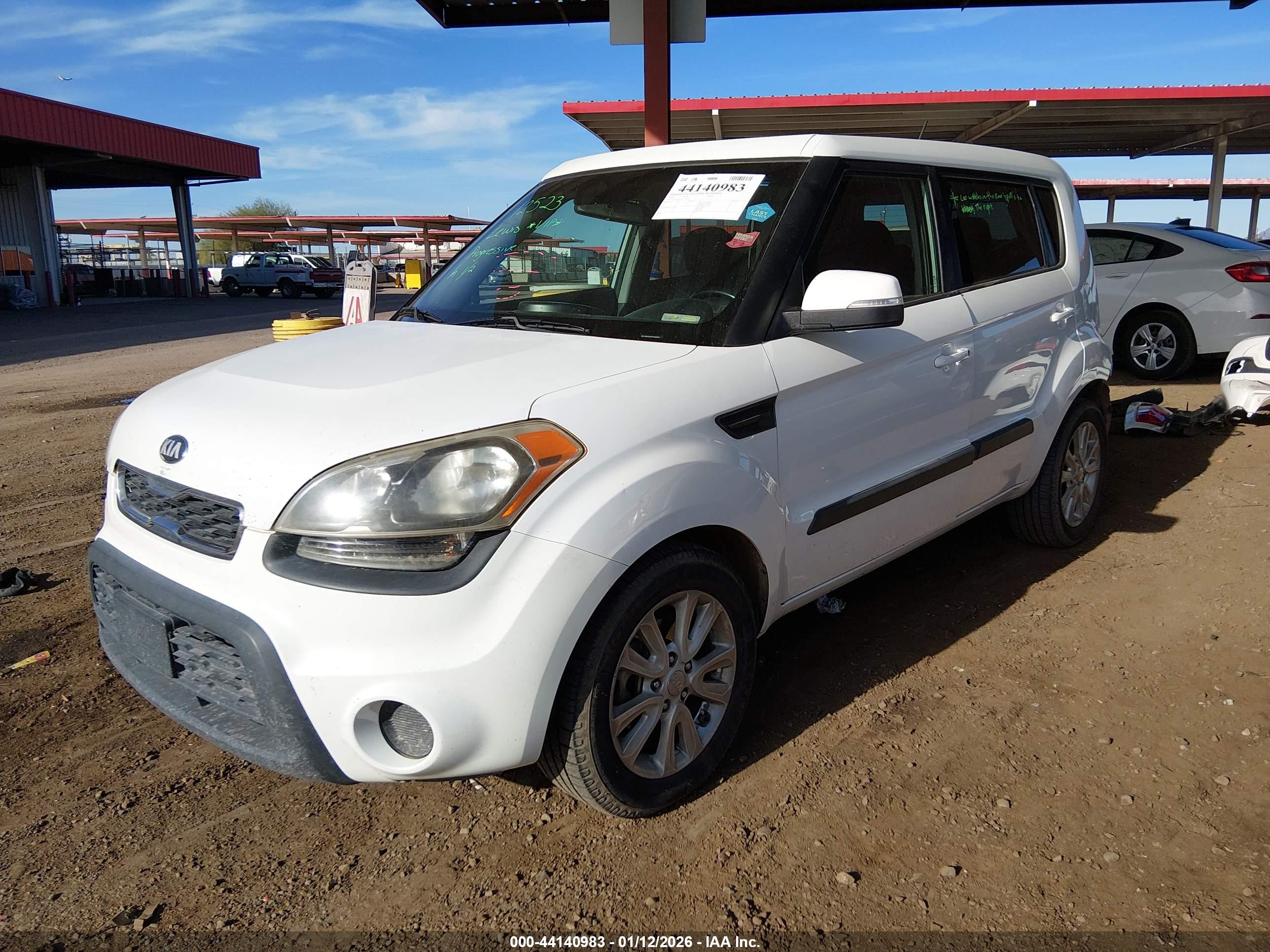 KIA SOUL image 2