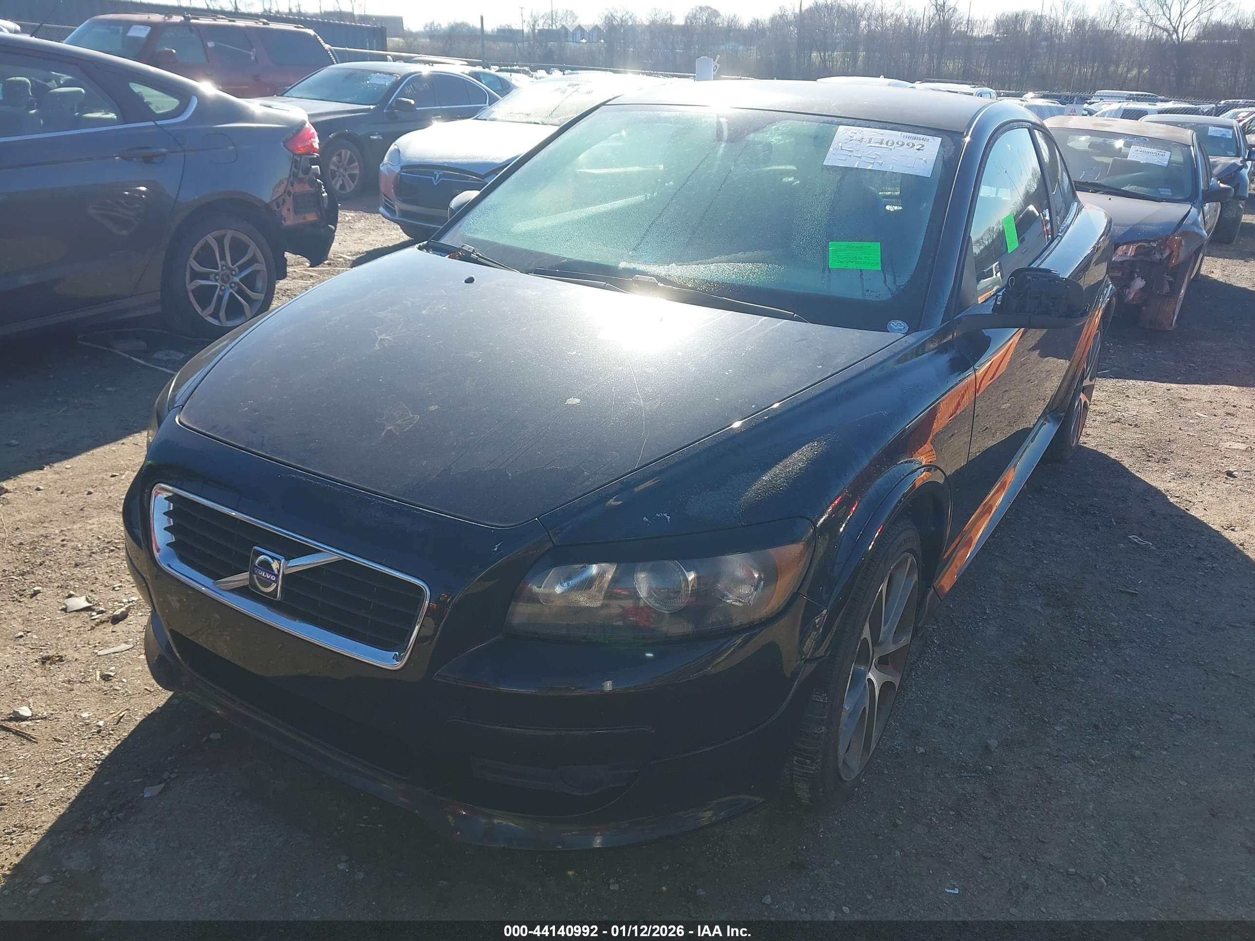 VOLVO C30 image 6