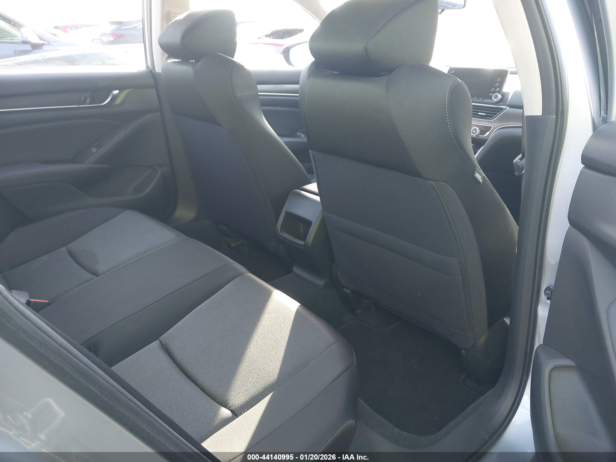 HONDA ACCORD image 8