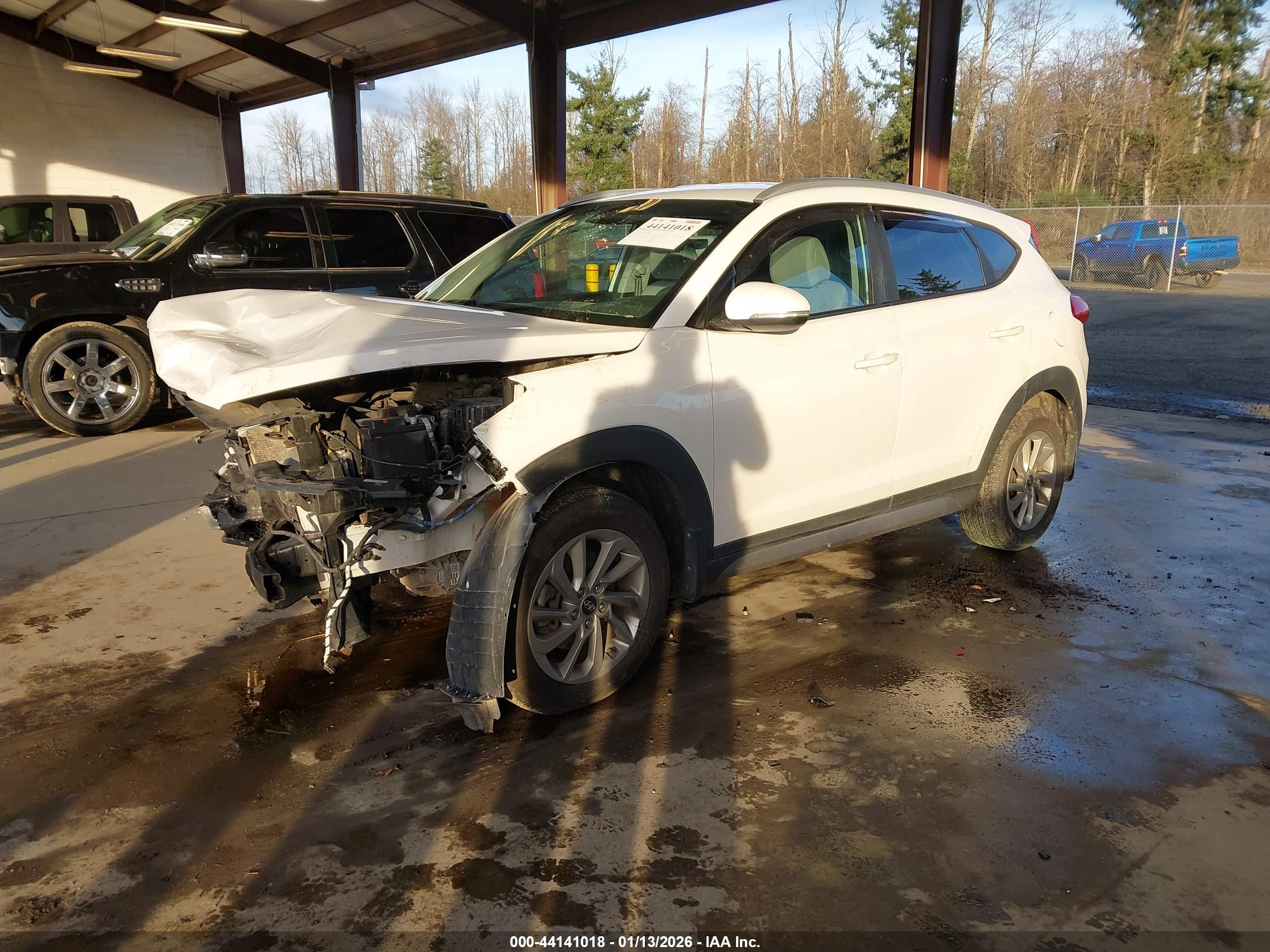 HYUNDAI TUCSON image 2