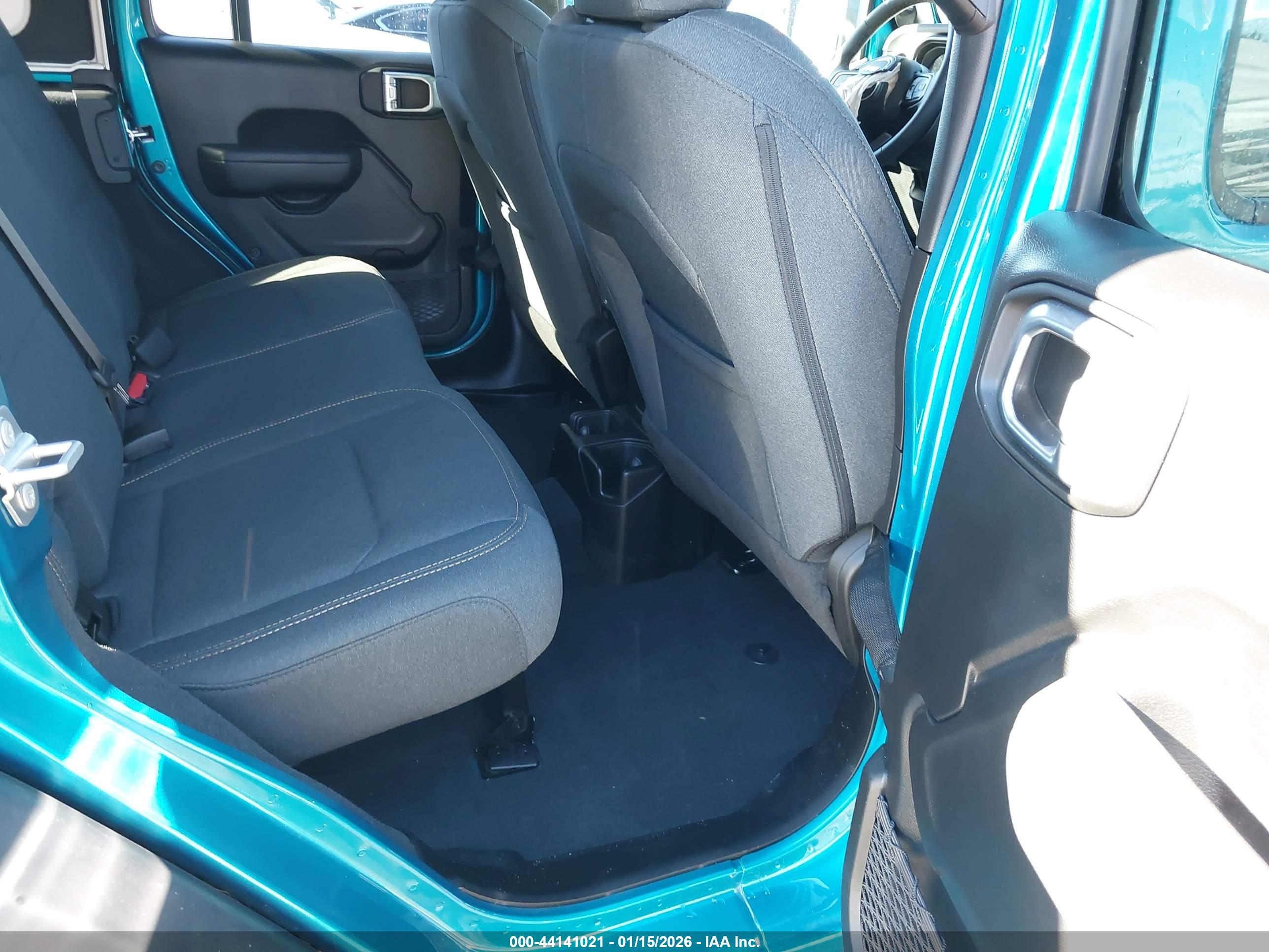JEEP WRANGLER image 8
