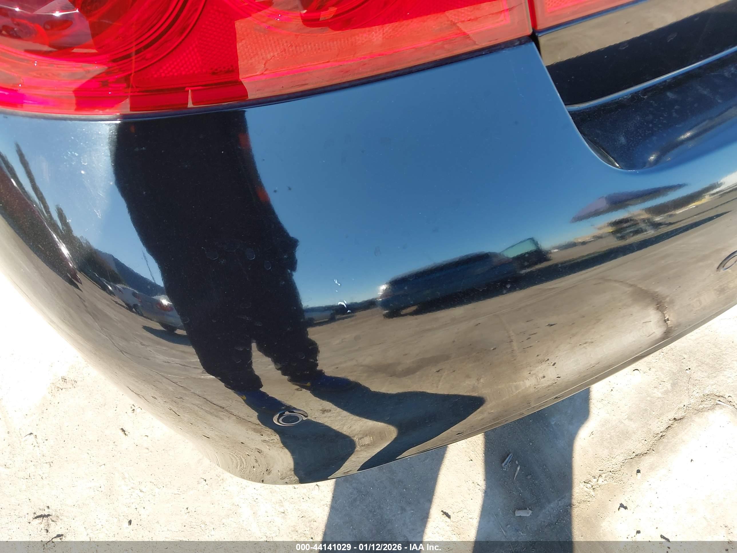 INFINITI G37 image 6