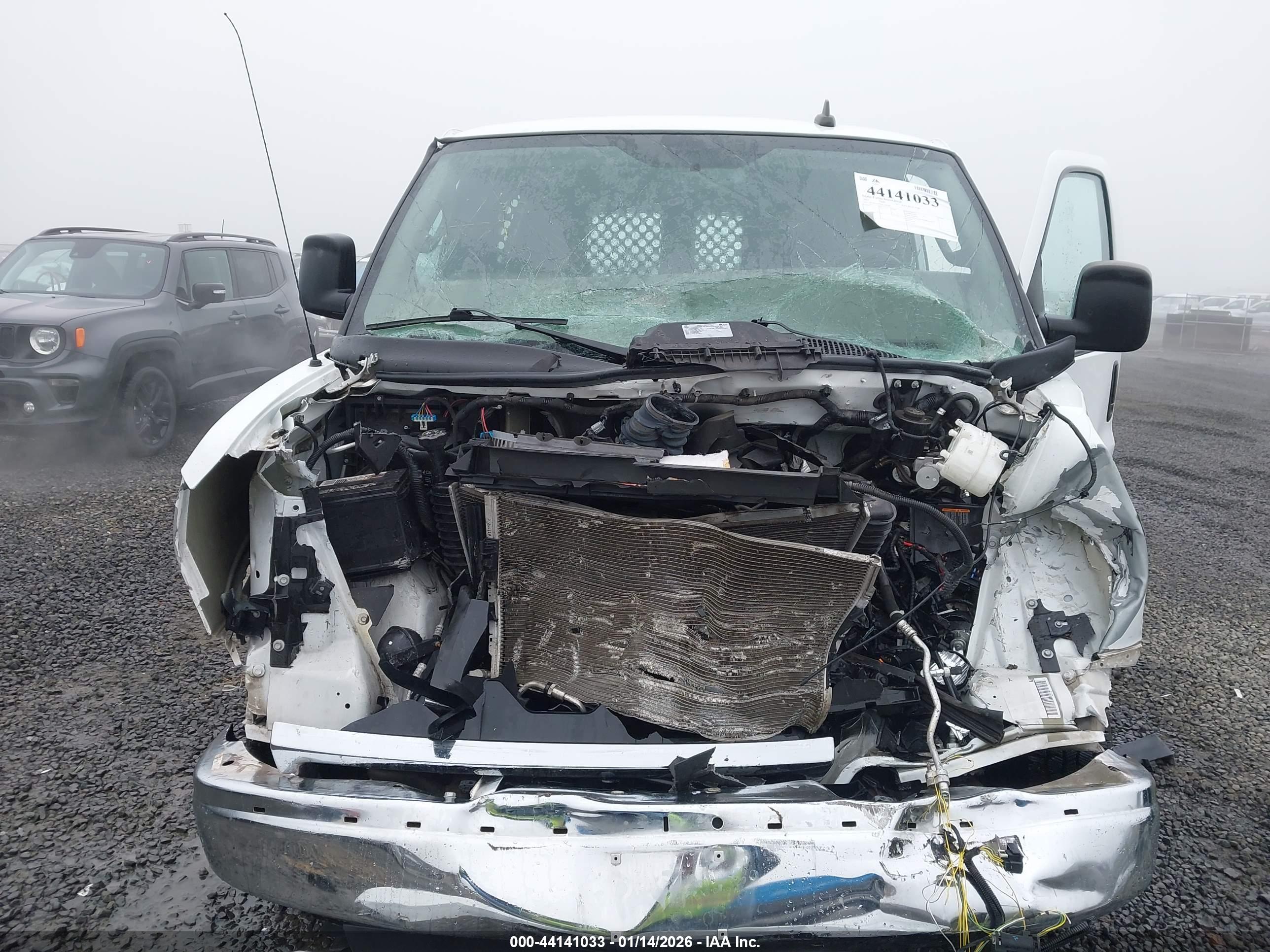 GMC SAVANA image 6
