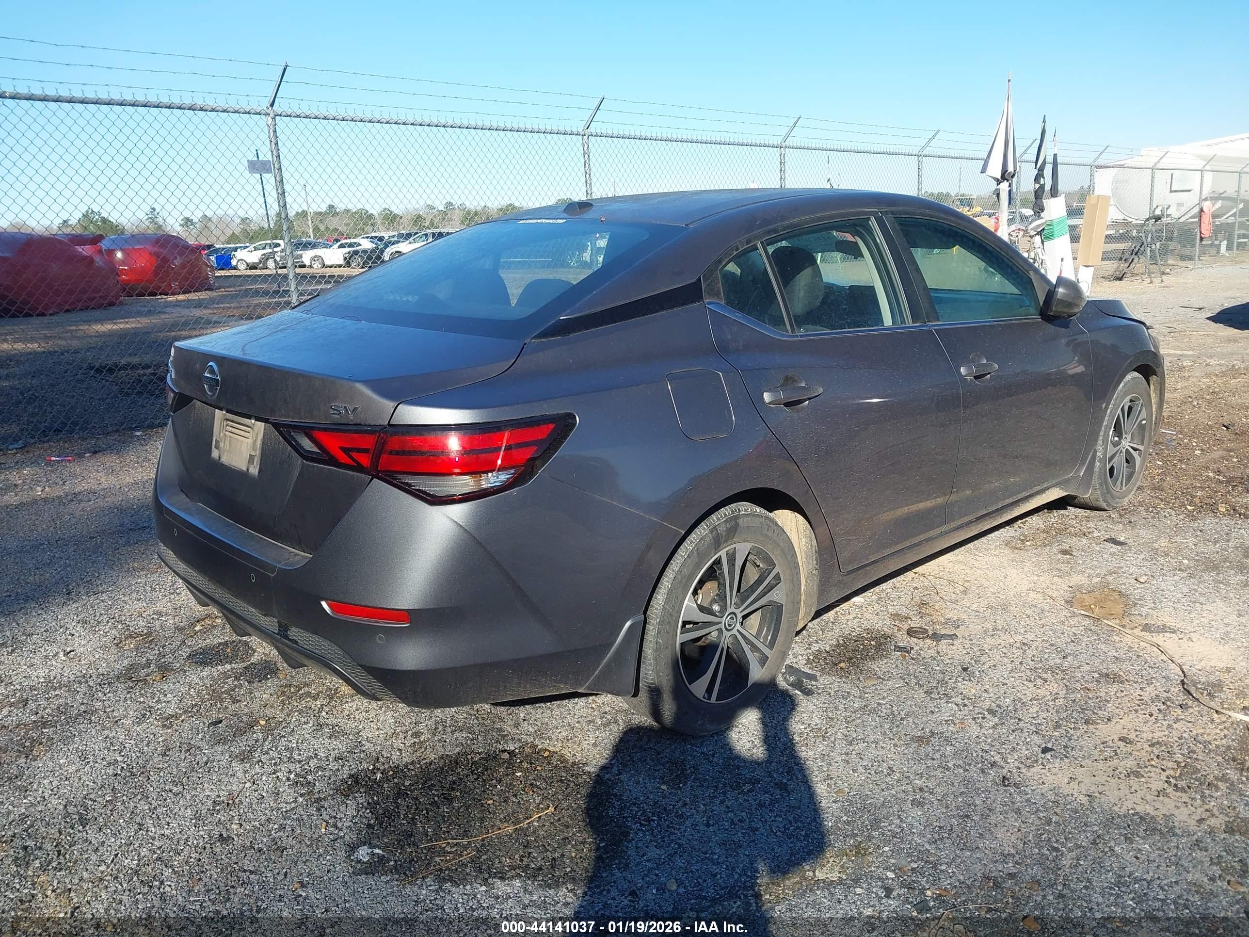 NISSAN SENTRA image 4